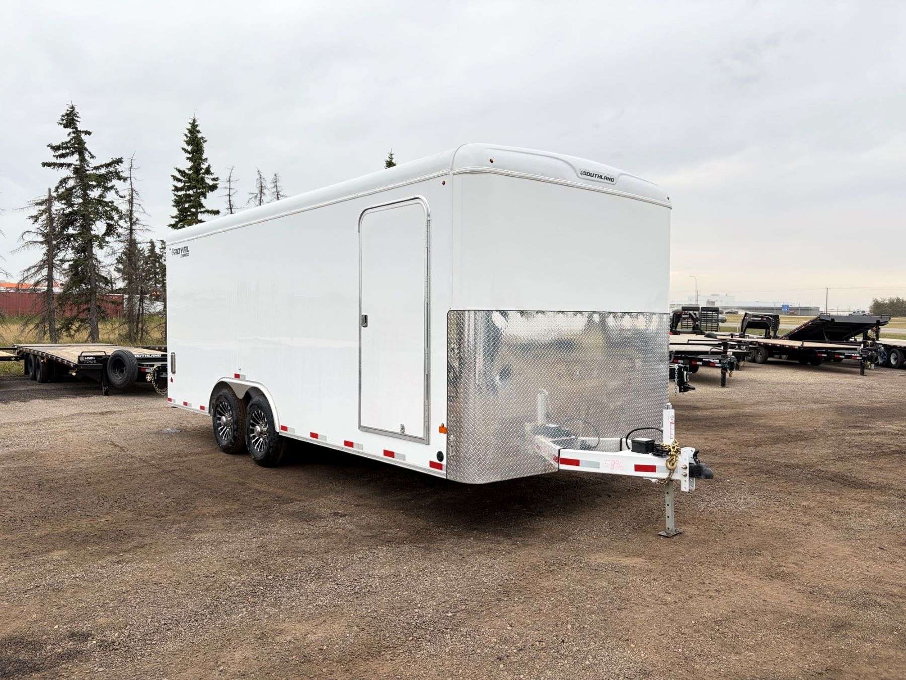 2027 Royal Original 8.5'x20' Enclosed Trailer w/ Dovetail