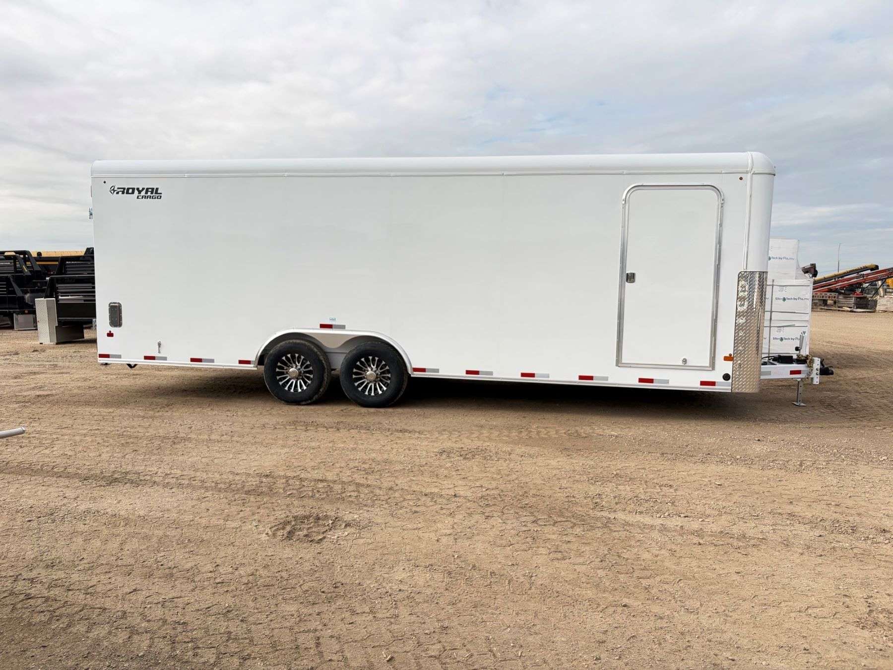 2027 Royal Original 8.5'x24' Enclosed Cargo w/ Barn Door