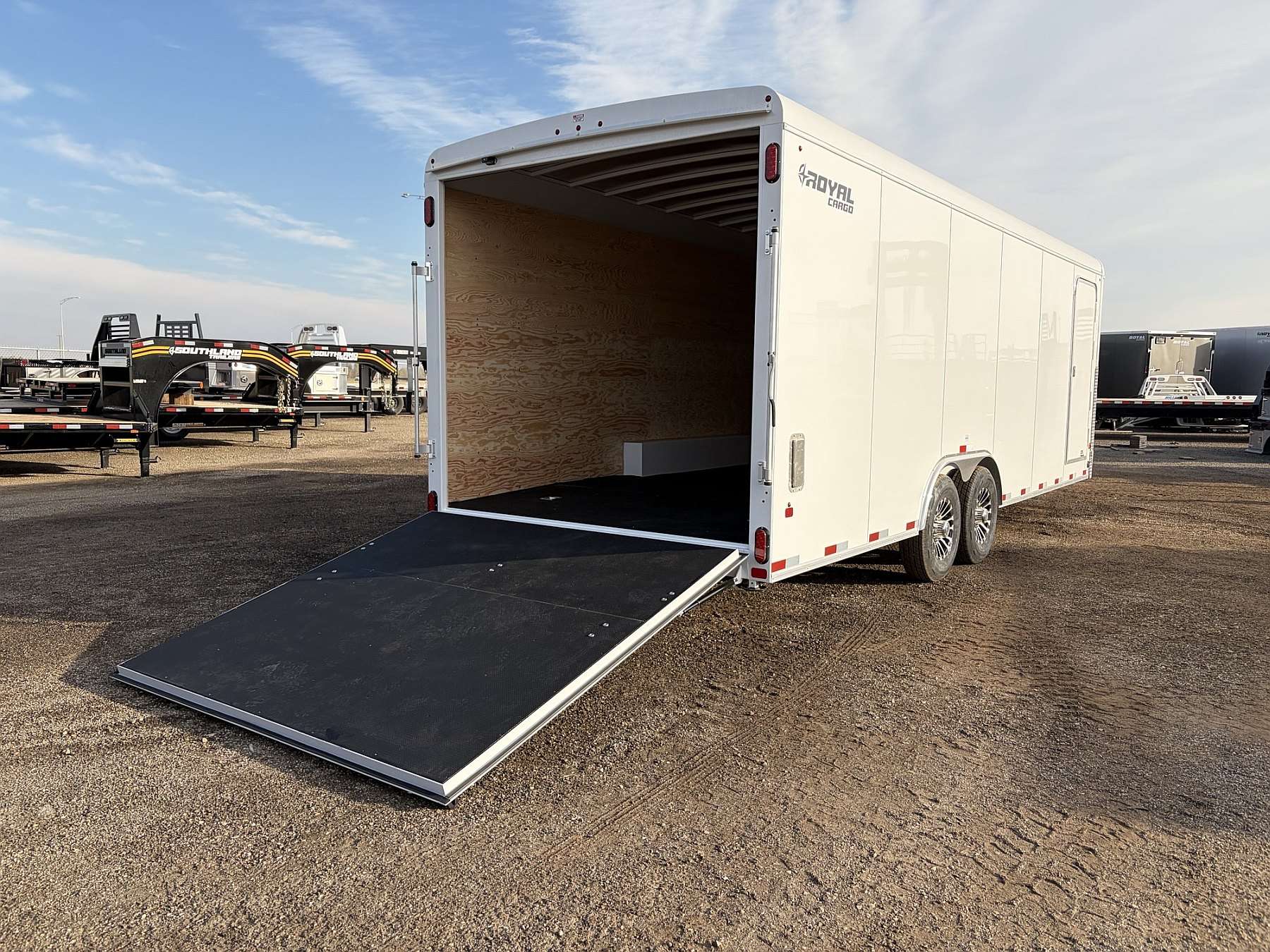 2027 Royal Original 8.5'x24' Enclosed Cargo w/ Dovetail