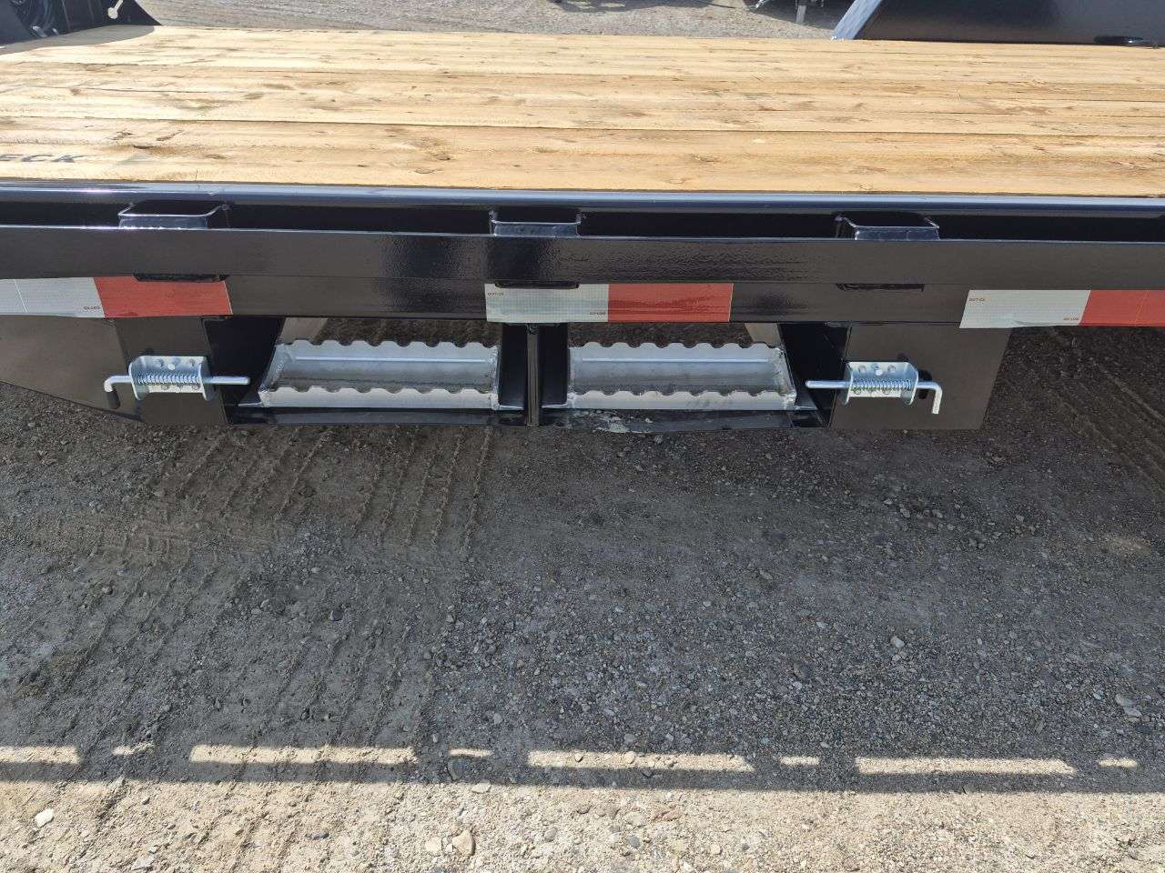 2027 Southland 18' Flat Deck Tandem 7K Trailer