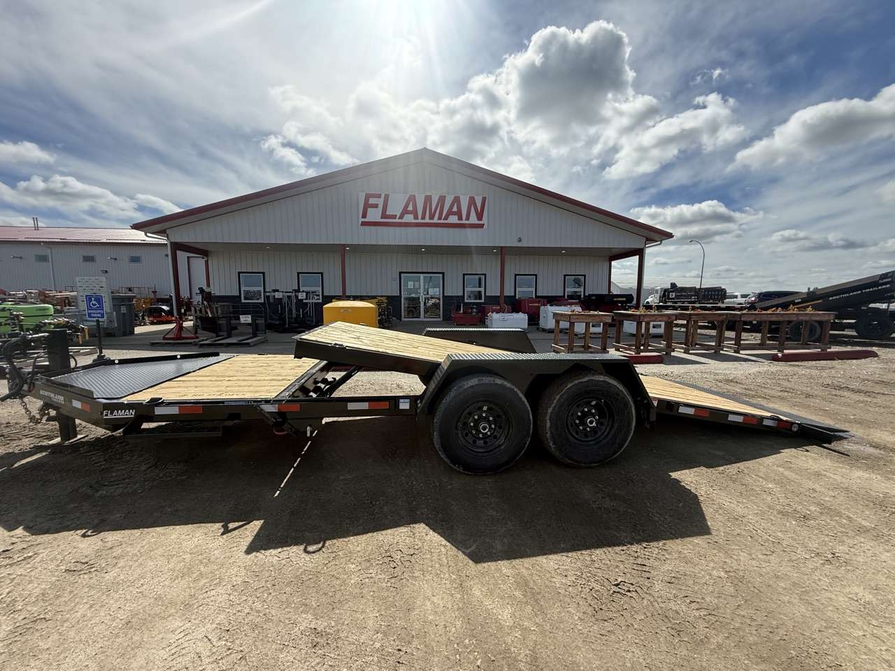 2027 Southland 20' (4' + 16') Partial Tilt Tandem 7K Trailer
