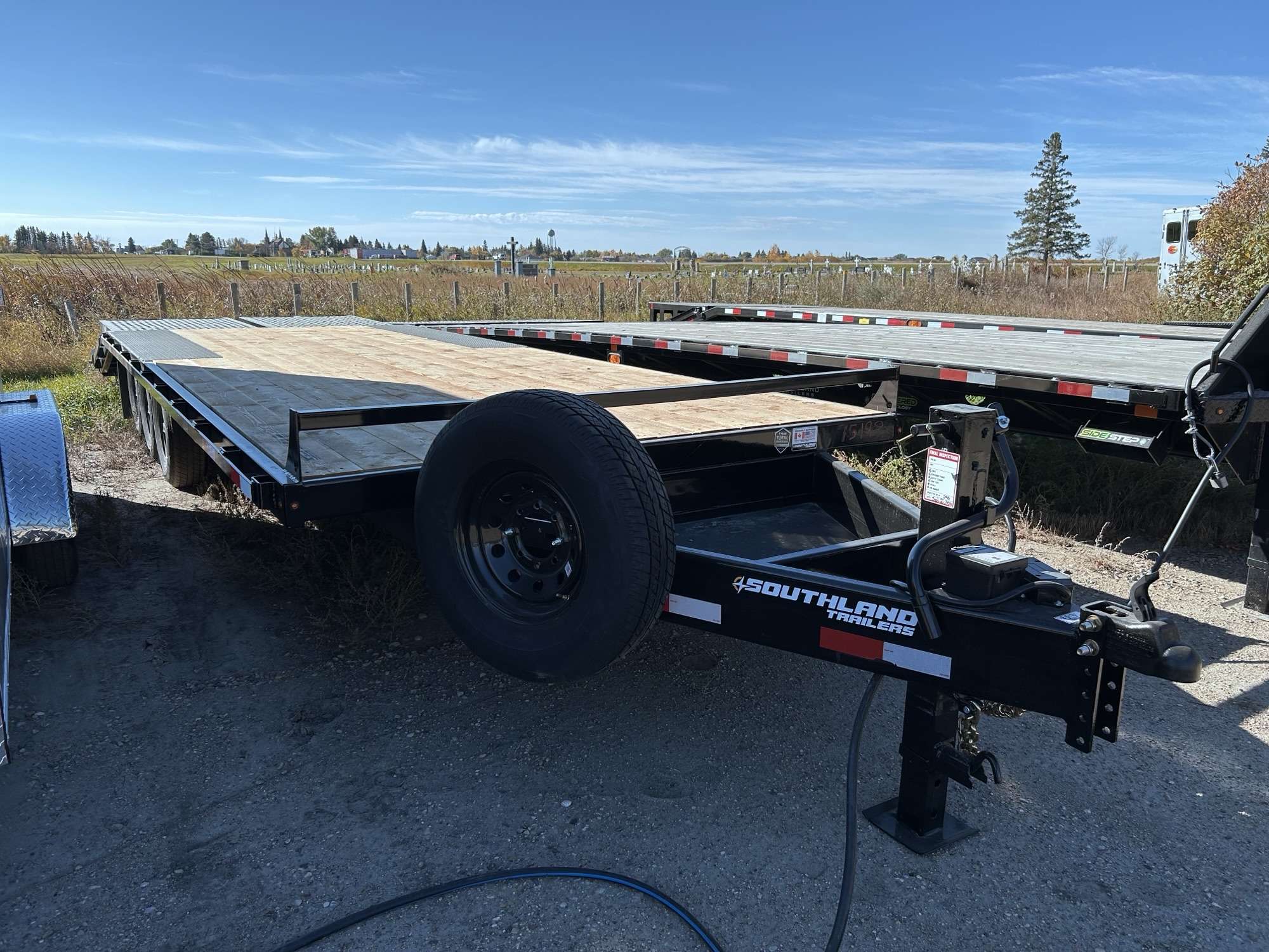 2027 Southland 20'+5' Beavertail Deckover Triple 7K Trailer