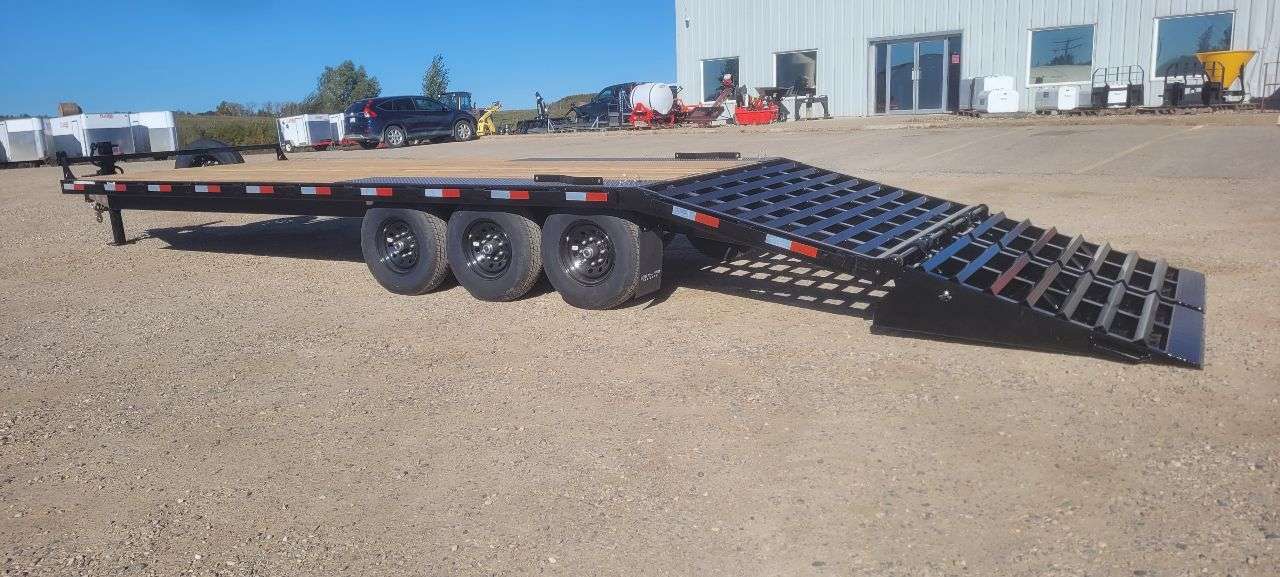 2027 Southland 20'+5' Beavertail Deckover Triple 7K Trailer