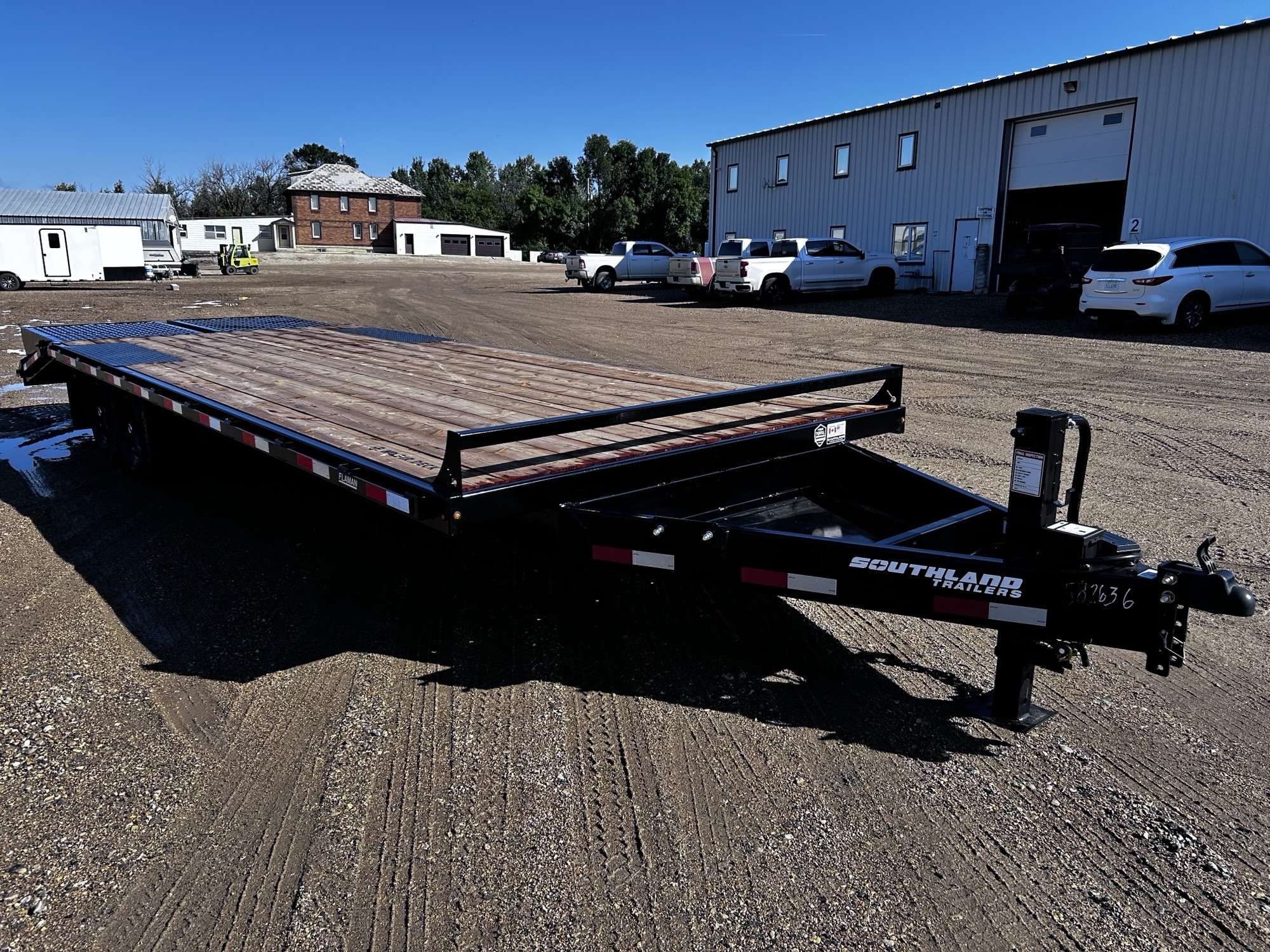 2027 Southland 20' + 5' BT Deckover Tandem 7K Trailer
