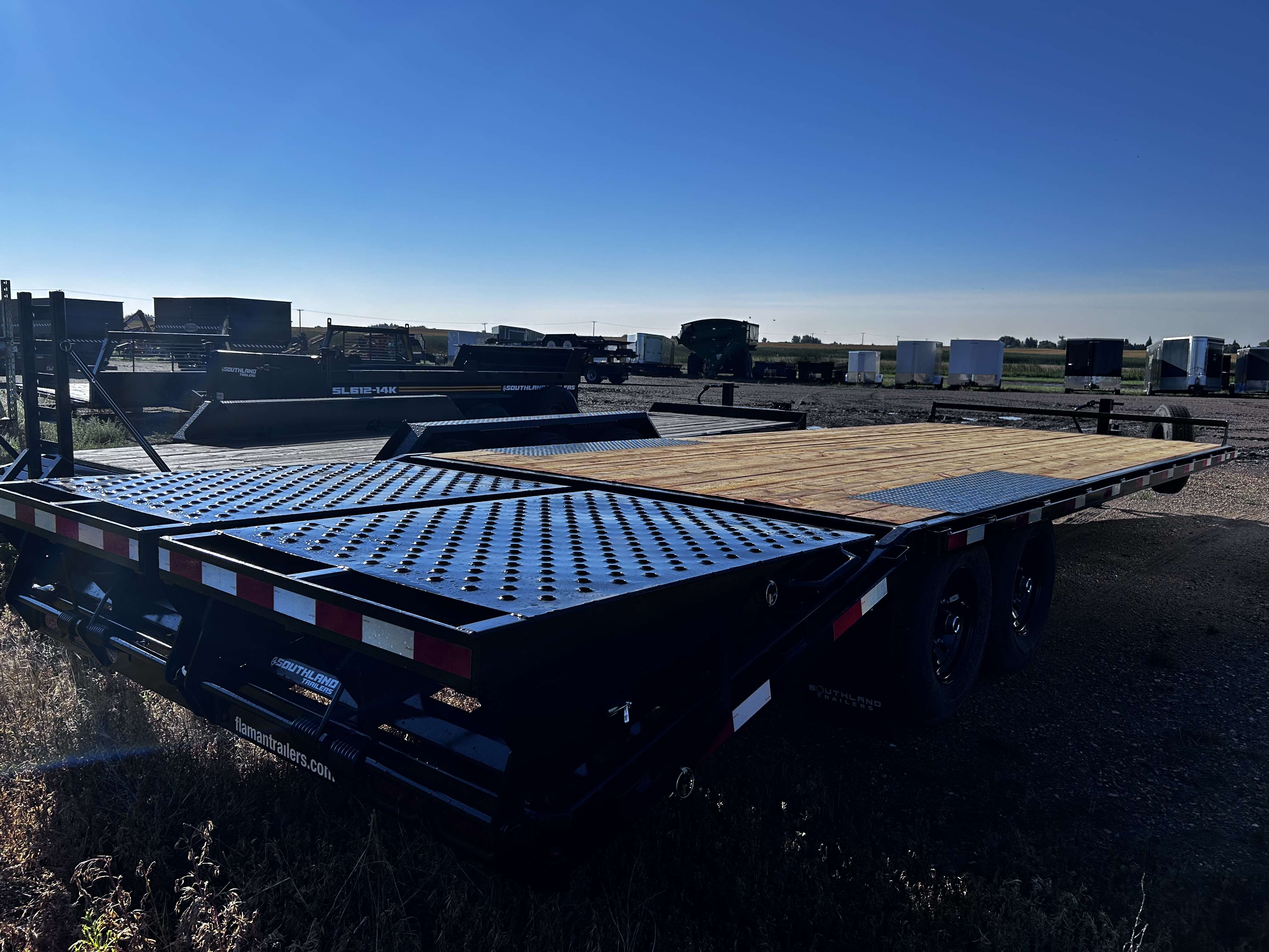 2027 Southland 20' + 5' BT Deckover Tandem 7K Trailer