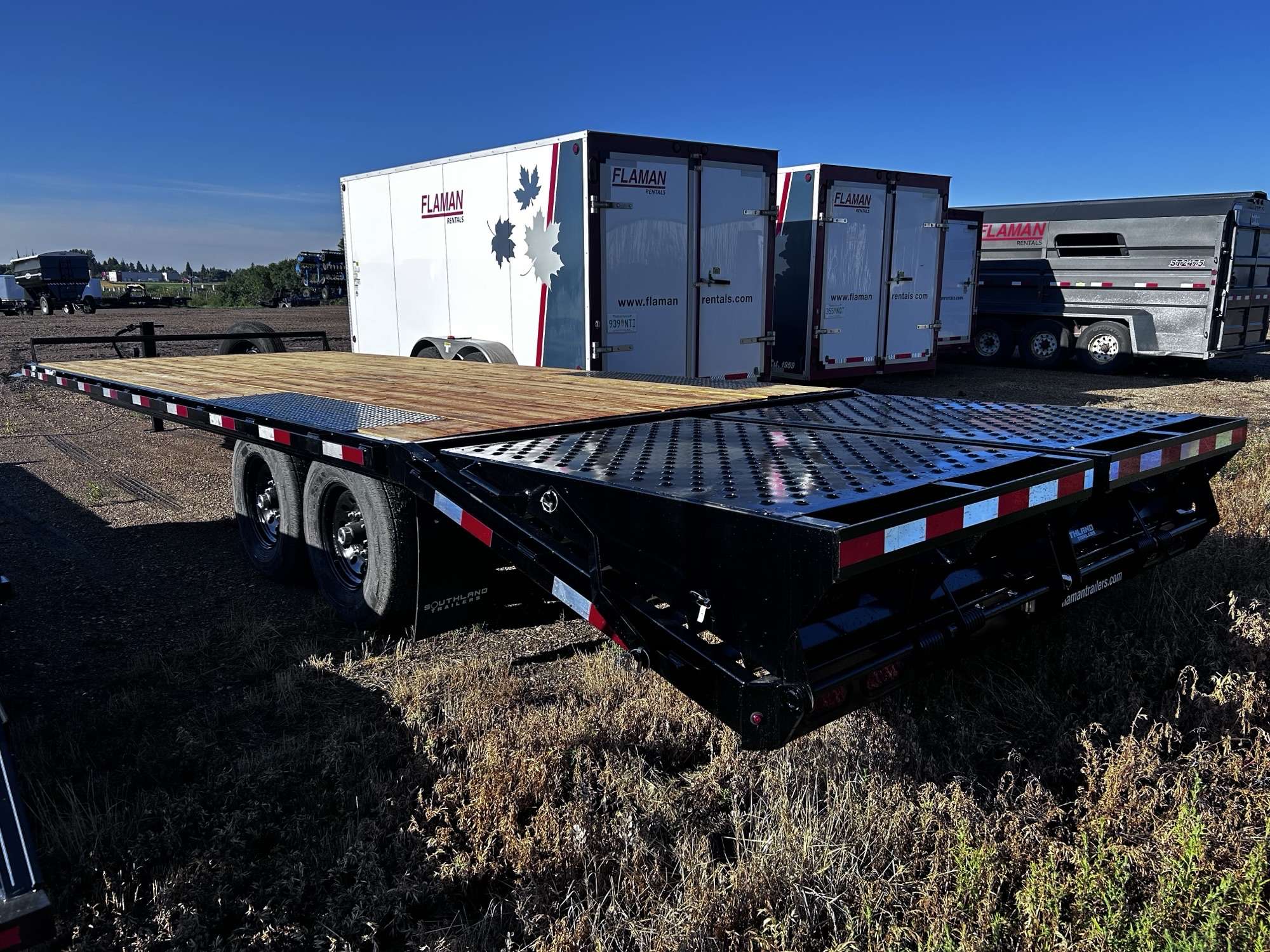 2027 Southland 20' + 5' BT Deckover Tandem 7K Trailer