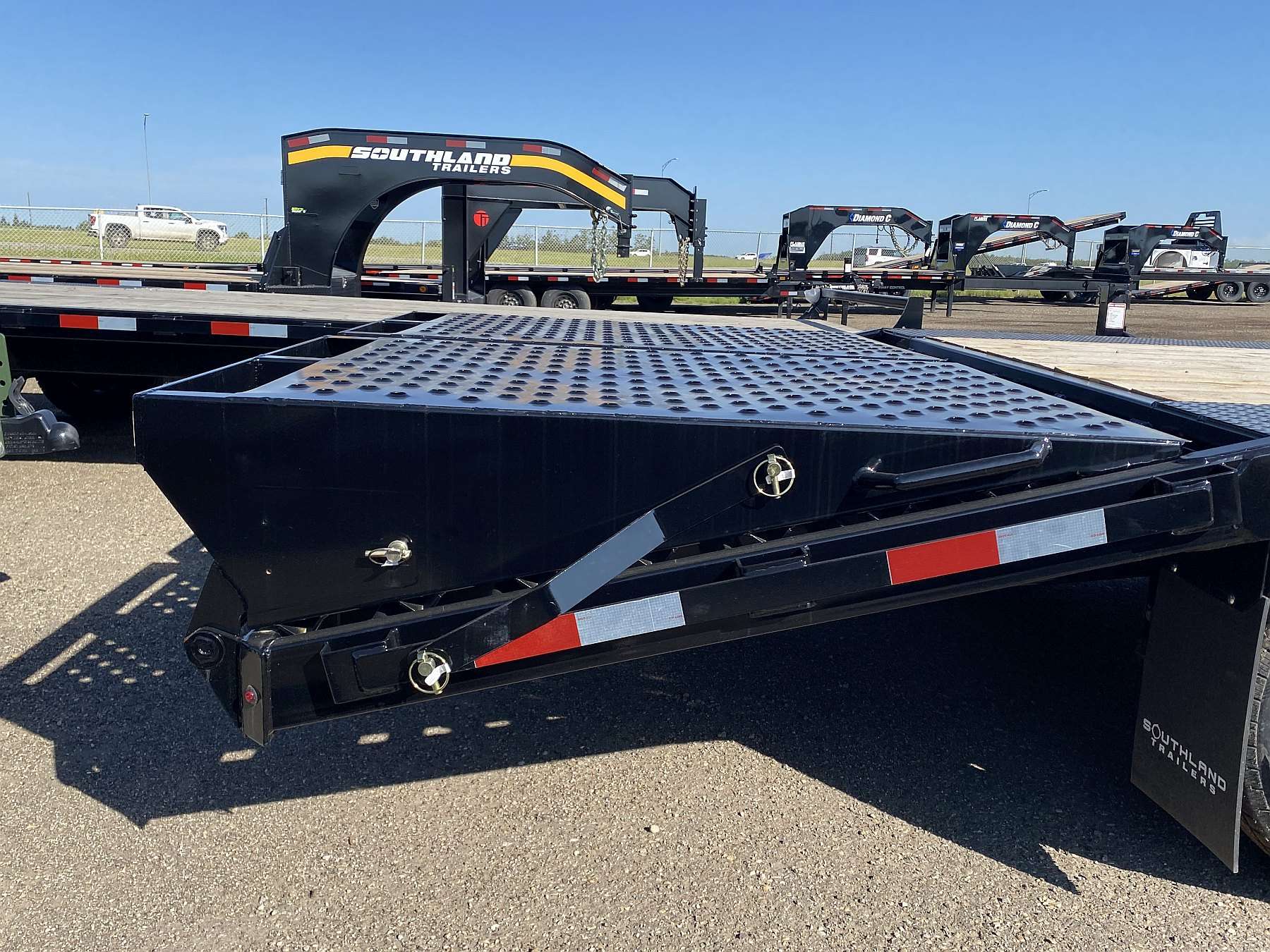 2027 Southland 20'+5' Tri-Axle Highboy Trailer