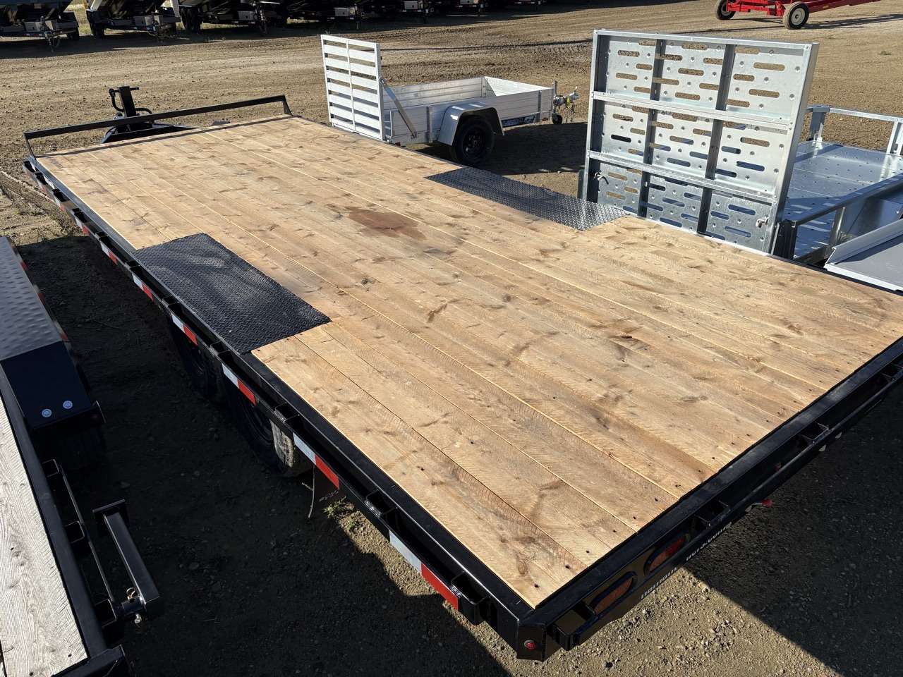 2027 Southland 20' Deckover Tandem 7K Trailer