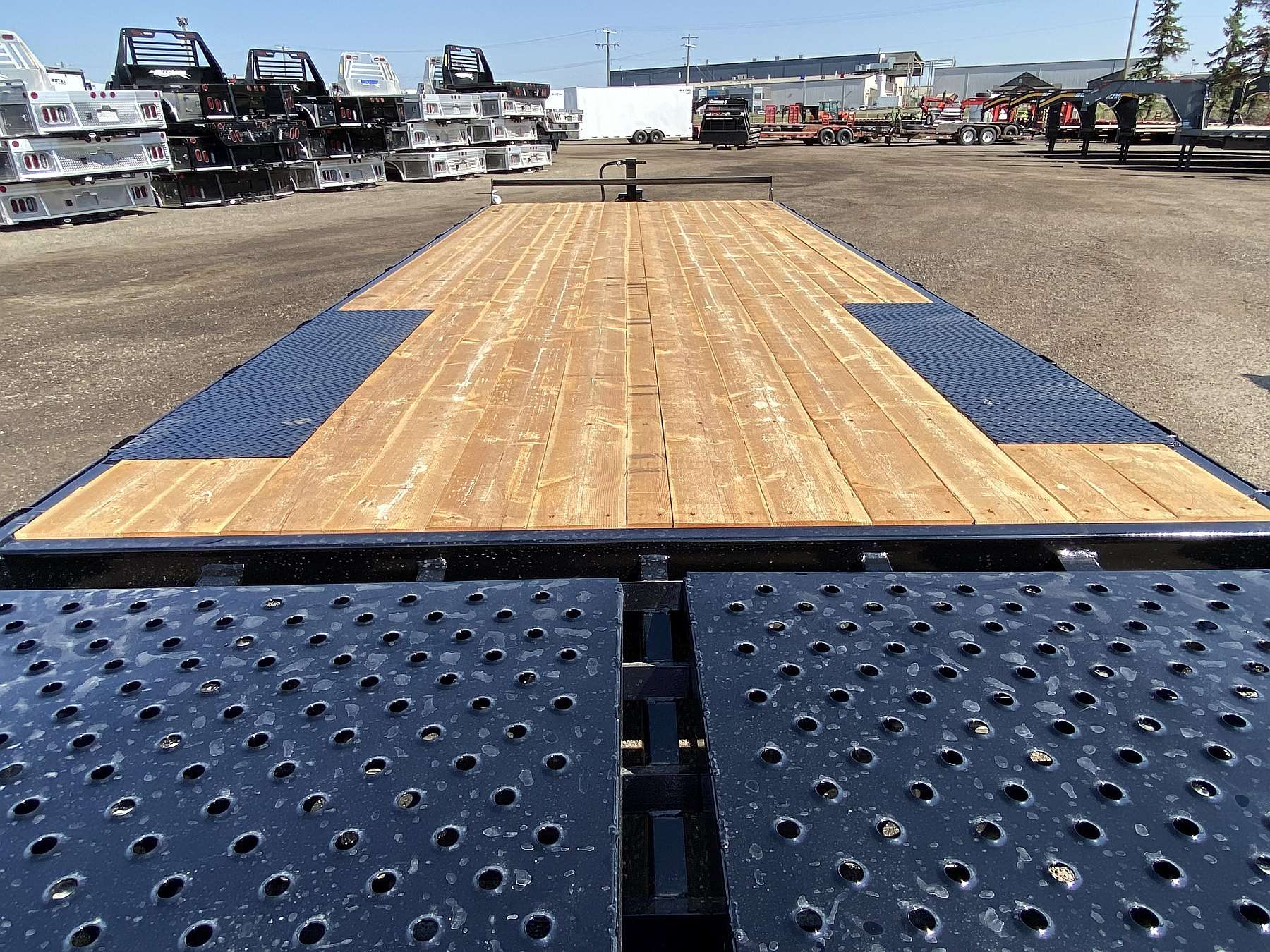 2027 Southland 20' Highboy Trailer w/ Beavertail