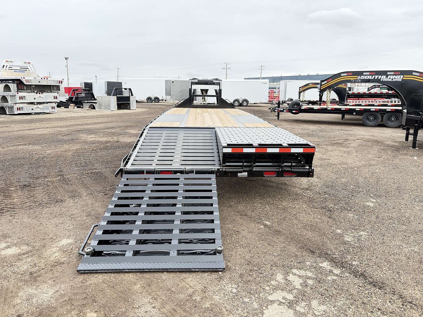 2027 Southland 22'+6' Gooseneck Trailer