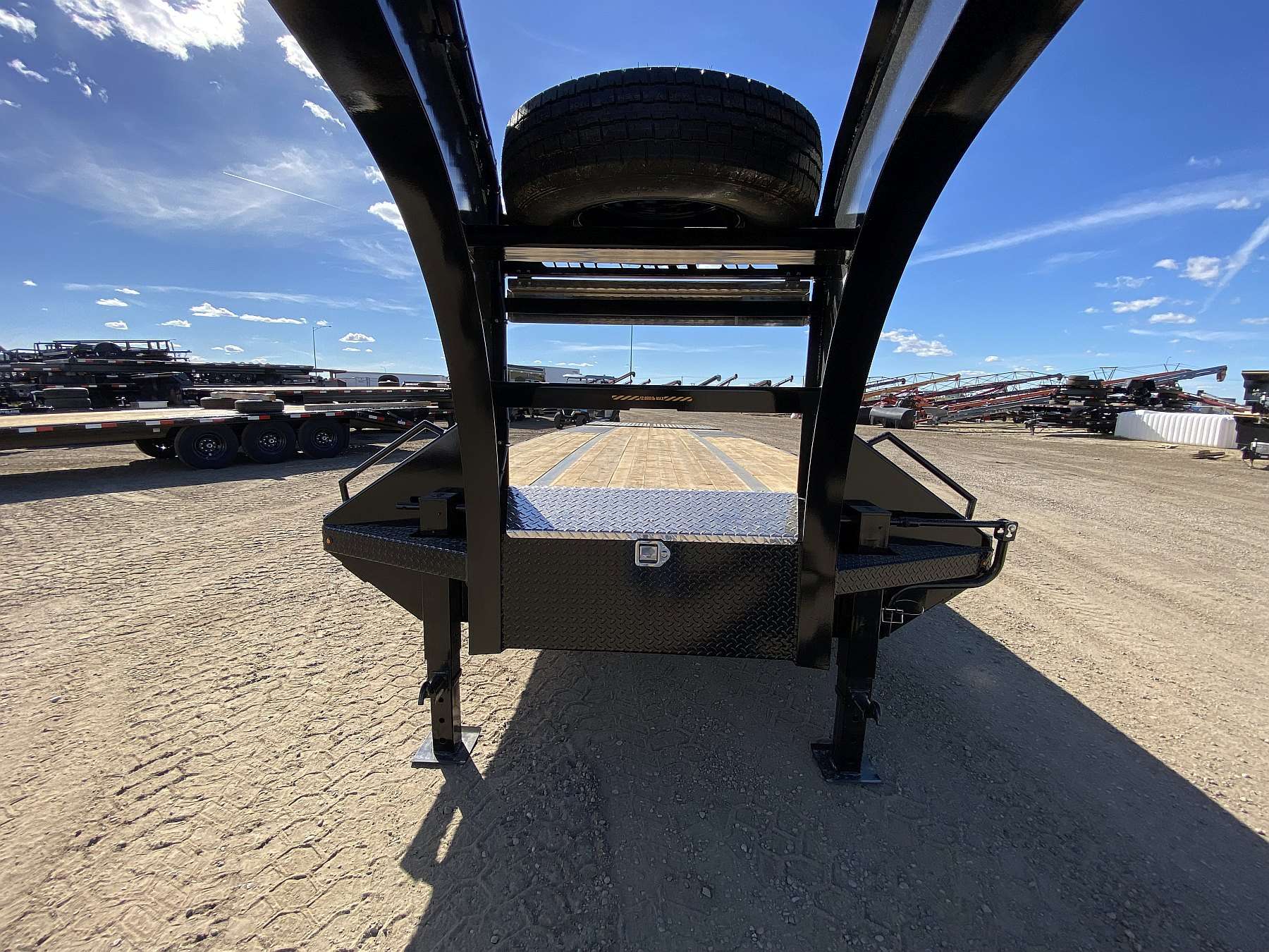 2027 Southland 24' + 6' Gooseneck w/ Tandem 10K Axles