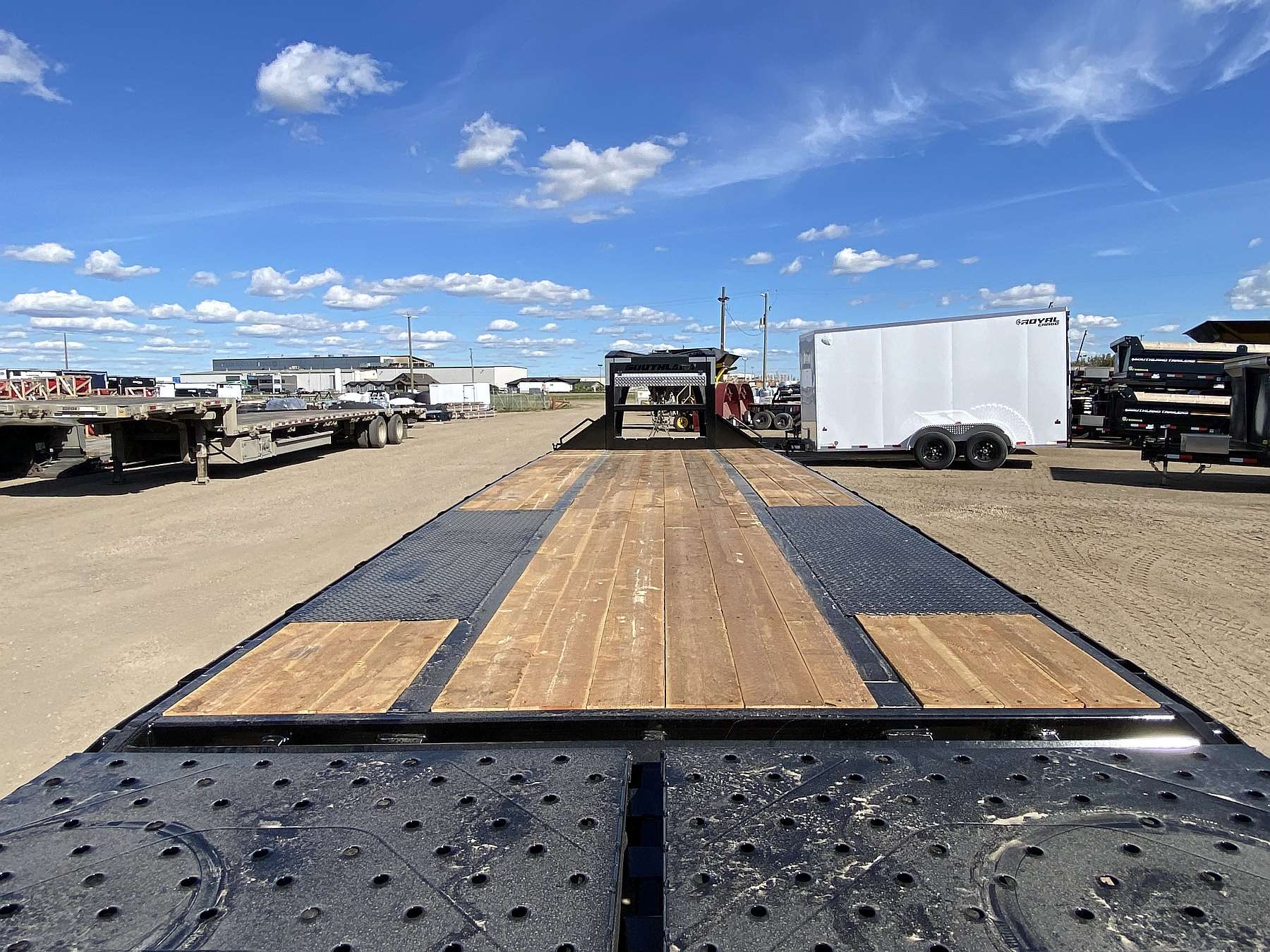 2027 Southland 24' + 6' Gooseneck w/ Tandem 10K Axles