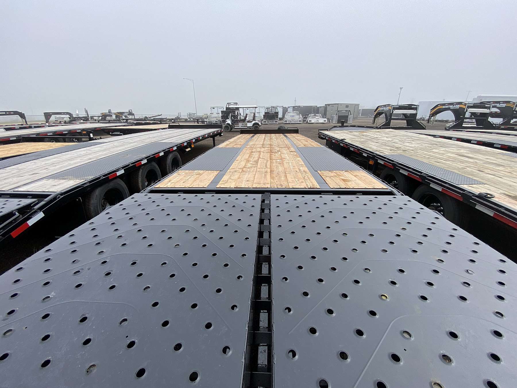 2027 Southland 24' Pintle Hitch Trailer