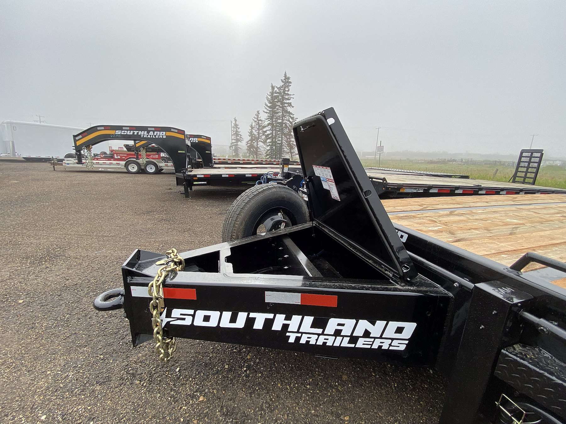 2027 Southland 24' Pintle Hitch Trailer