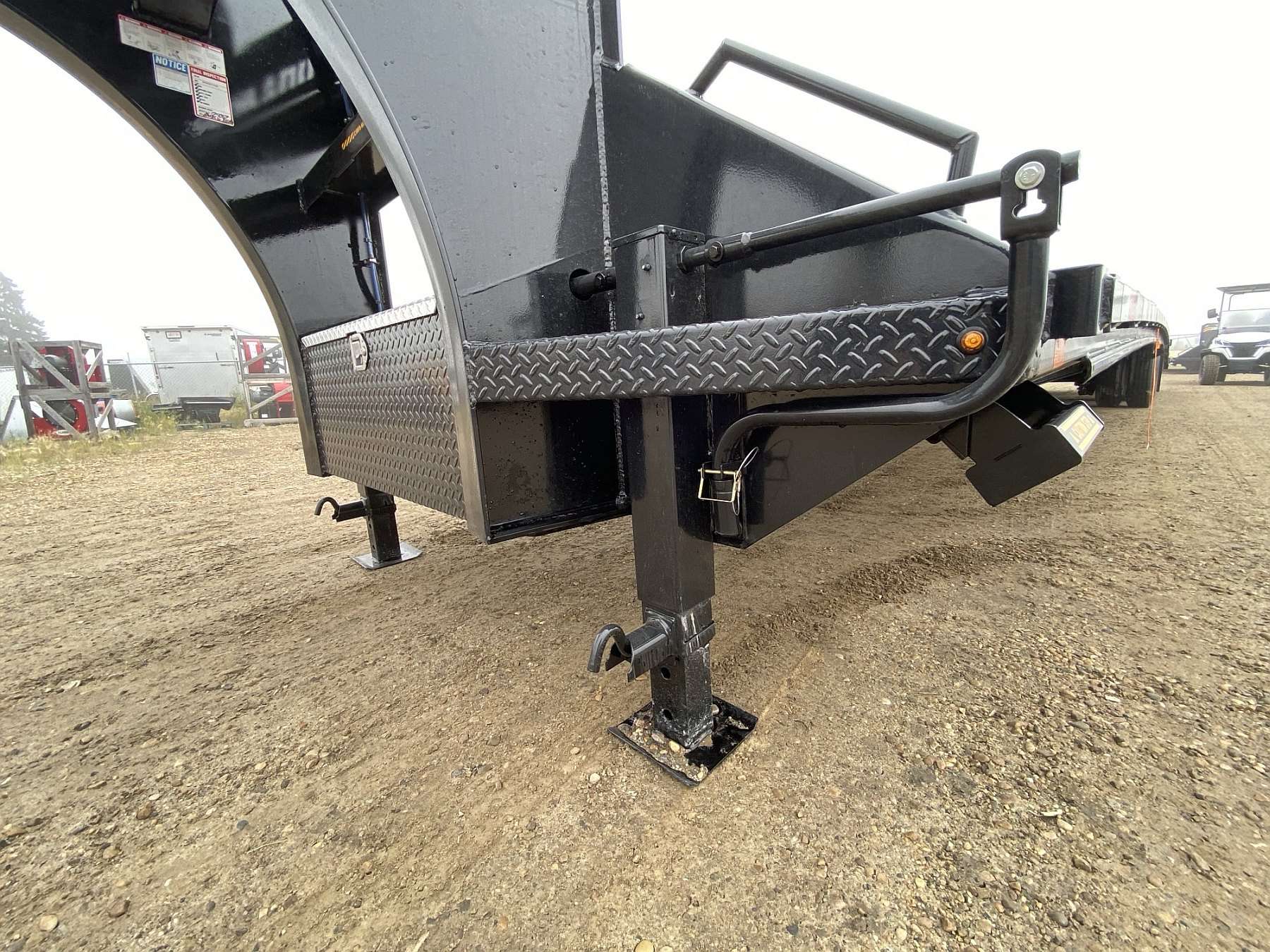 2027 Southland 34' + 6' Gooseneck w/ Hutch Suspension