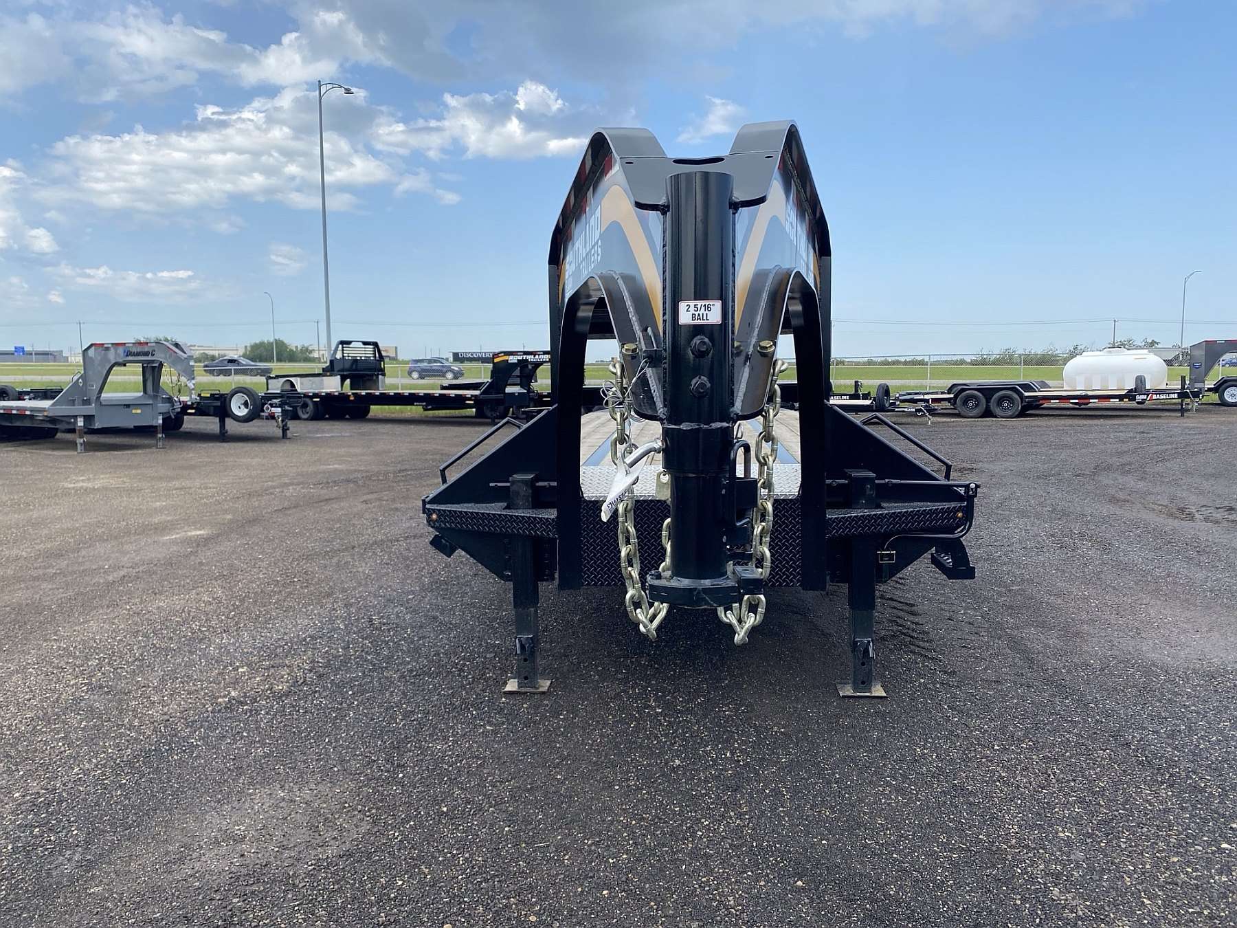 2027 Southland 34'+6' Tri-Axle Gooseneck Trailer