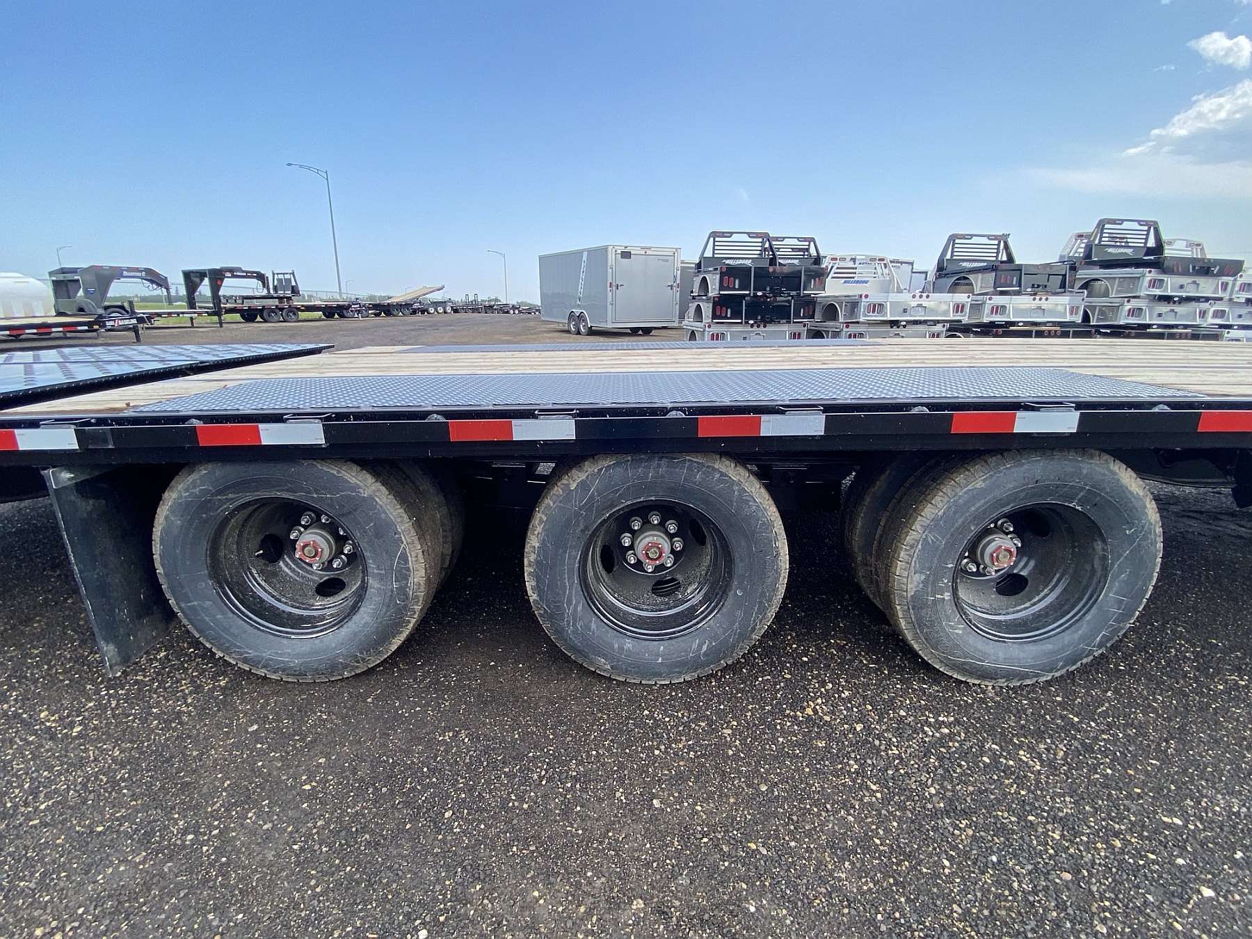 2027 Southland 34'+6' Tri-Axle Gooseneck Trailer