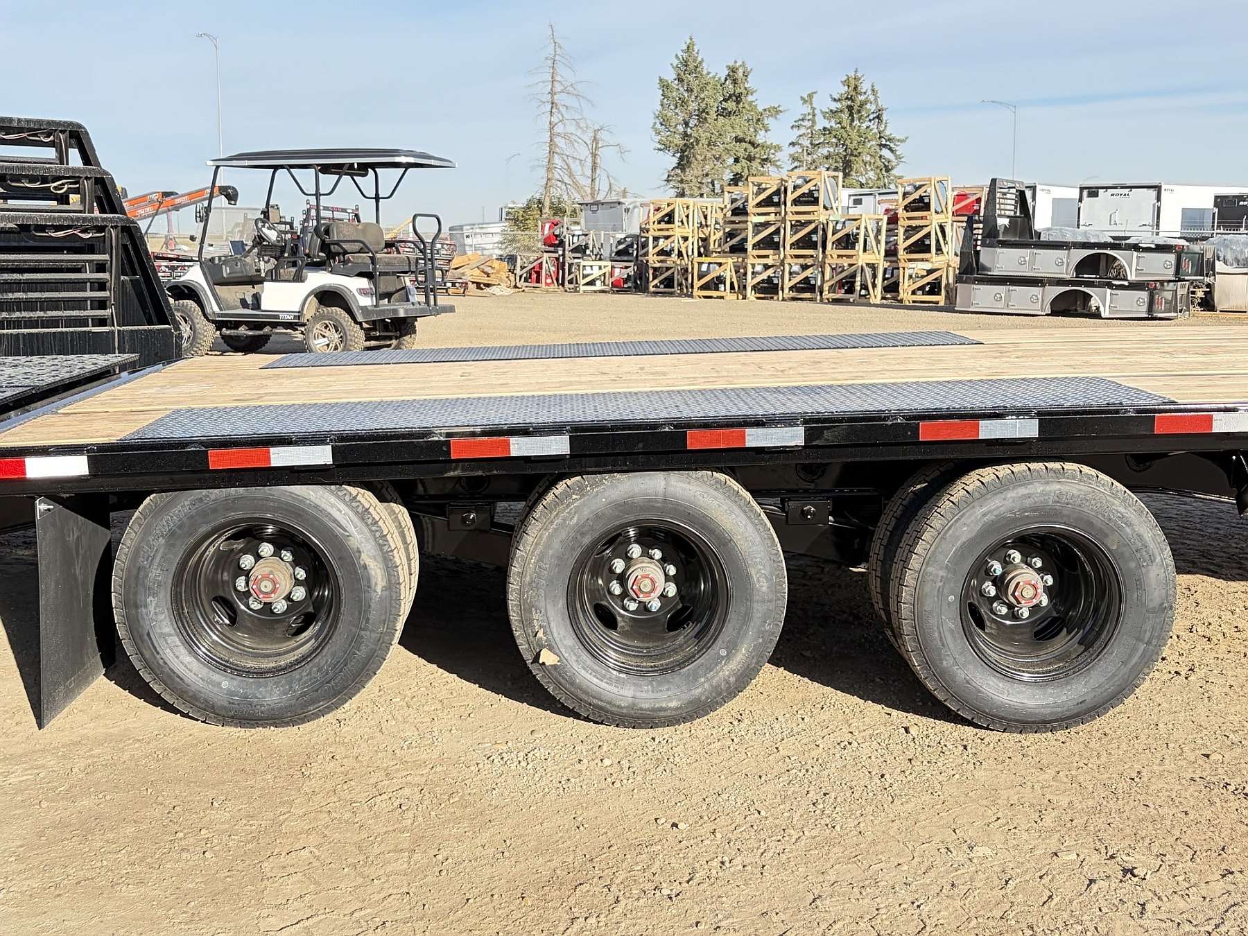 2027 Southland 34'+6' Tri-Axle Gooseneck Trailer