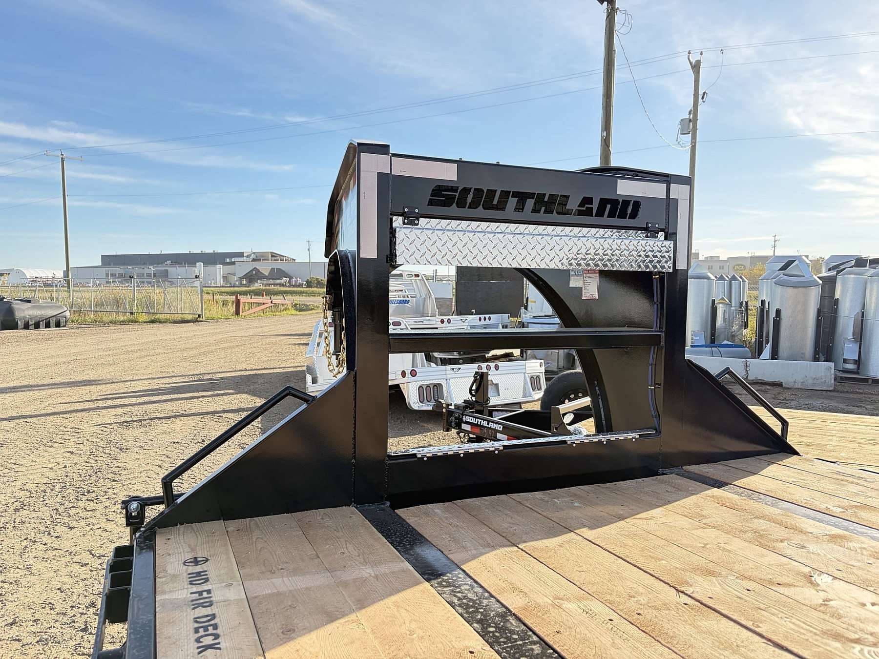 2027 Southland 34'+6' Tri-Axle Gooseneck Trailer
