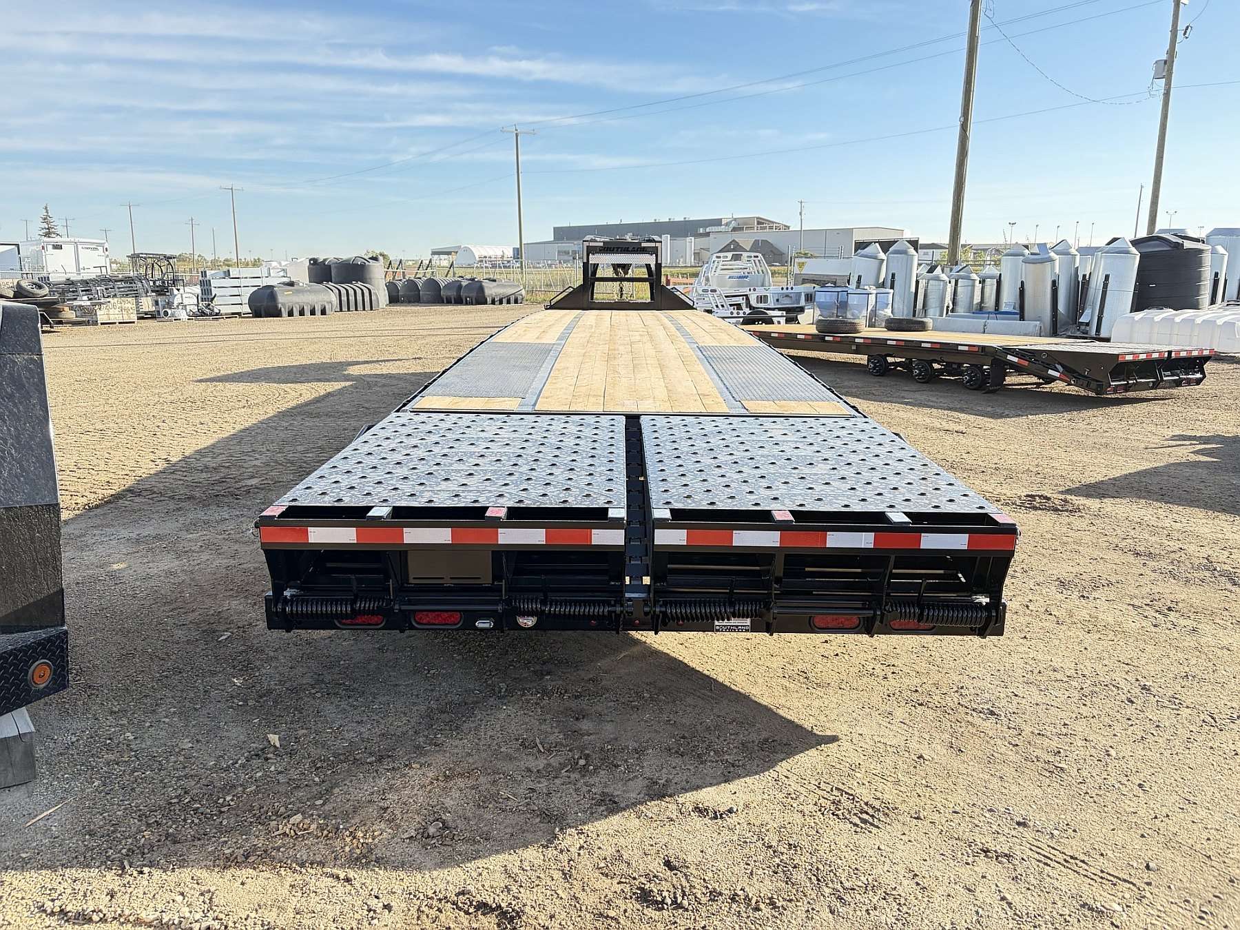 2027 Southland 34'+6' Tri-Axle Gooseneck Trailer