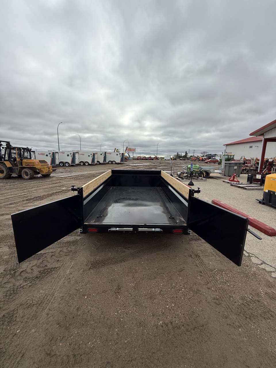 2027 Southland 6' x 10' Dump Tandem 5.2K Trailer