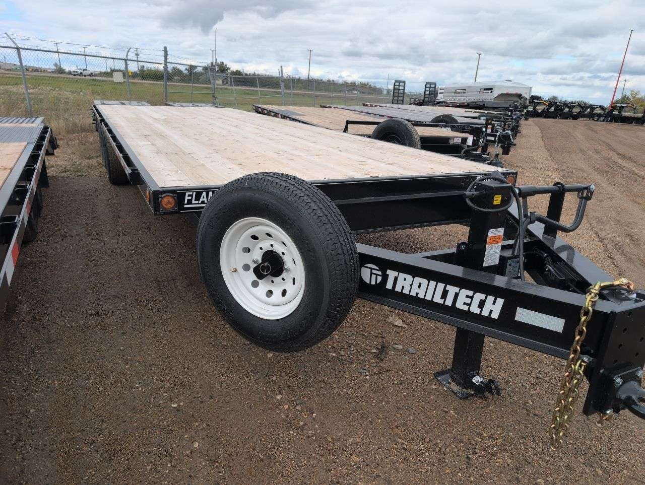 2027 Trailtech 24'+4'9" BT Deckover Triple 7K Trailer
