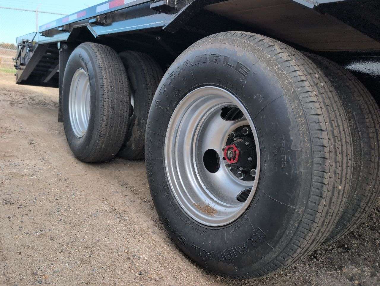 2027 Trailtech 26'+4'9" BT Deckover Tandem 10K Trailer