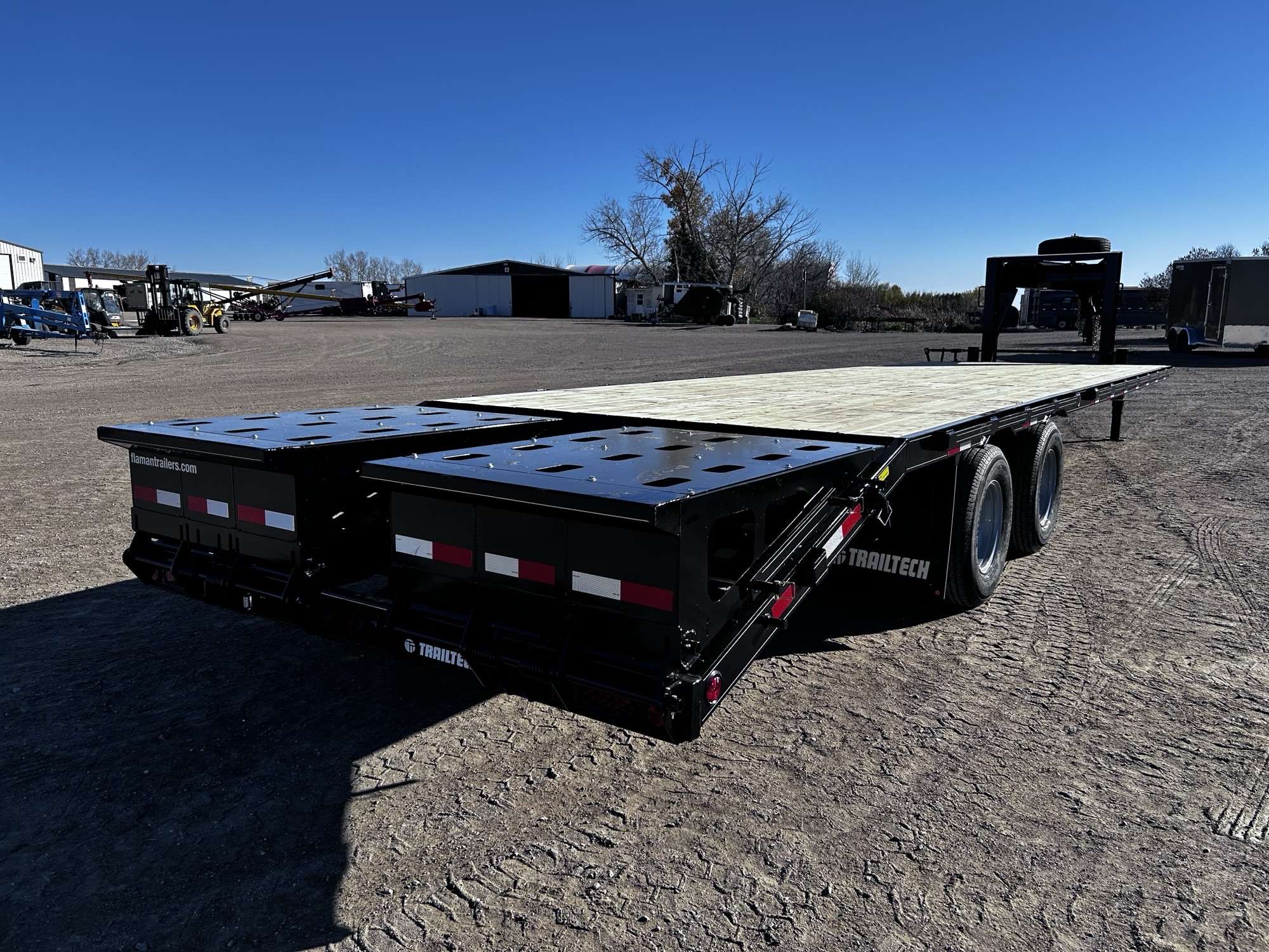 2027 Trailtech 26'+4'9" BT Deckover Tandem 10K Trailer