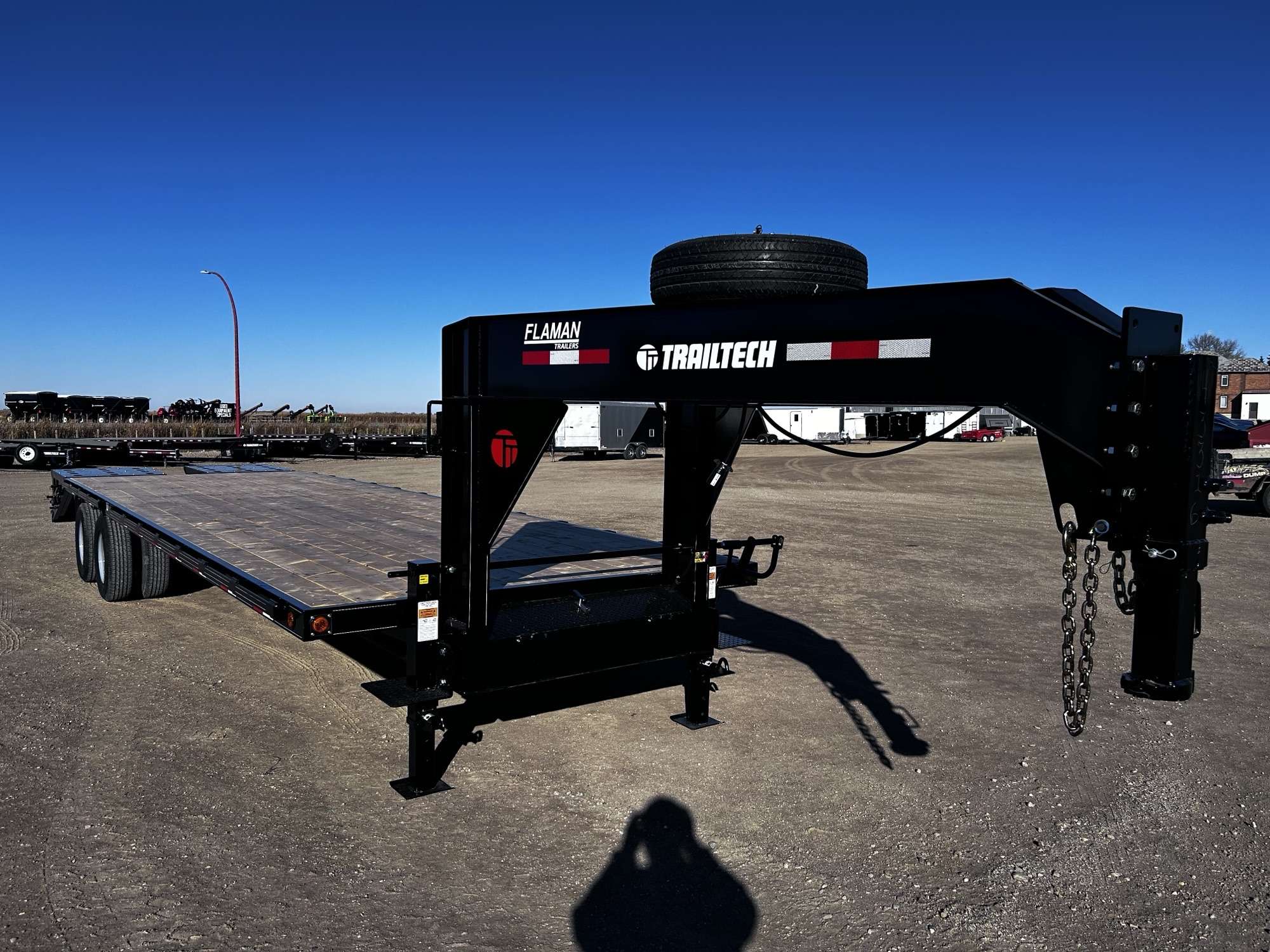 2027 Trailtech 26'+4'9" BT Deckover Tandem 10K Trailer