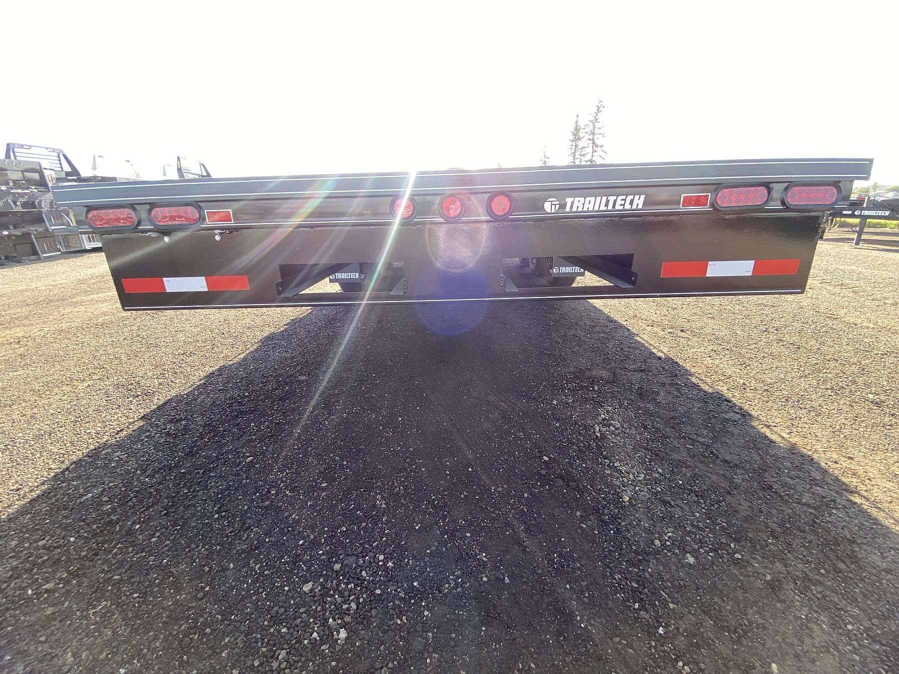2027 Trailtech 40' Tri-Axle Gooseneck Trailer