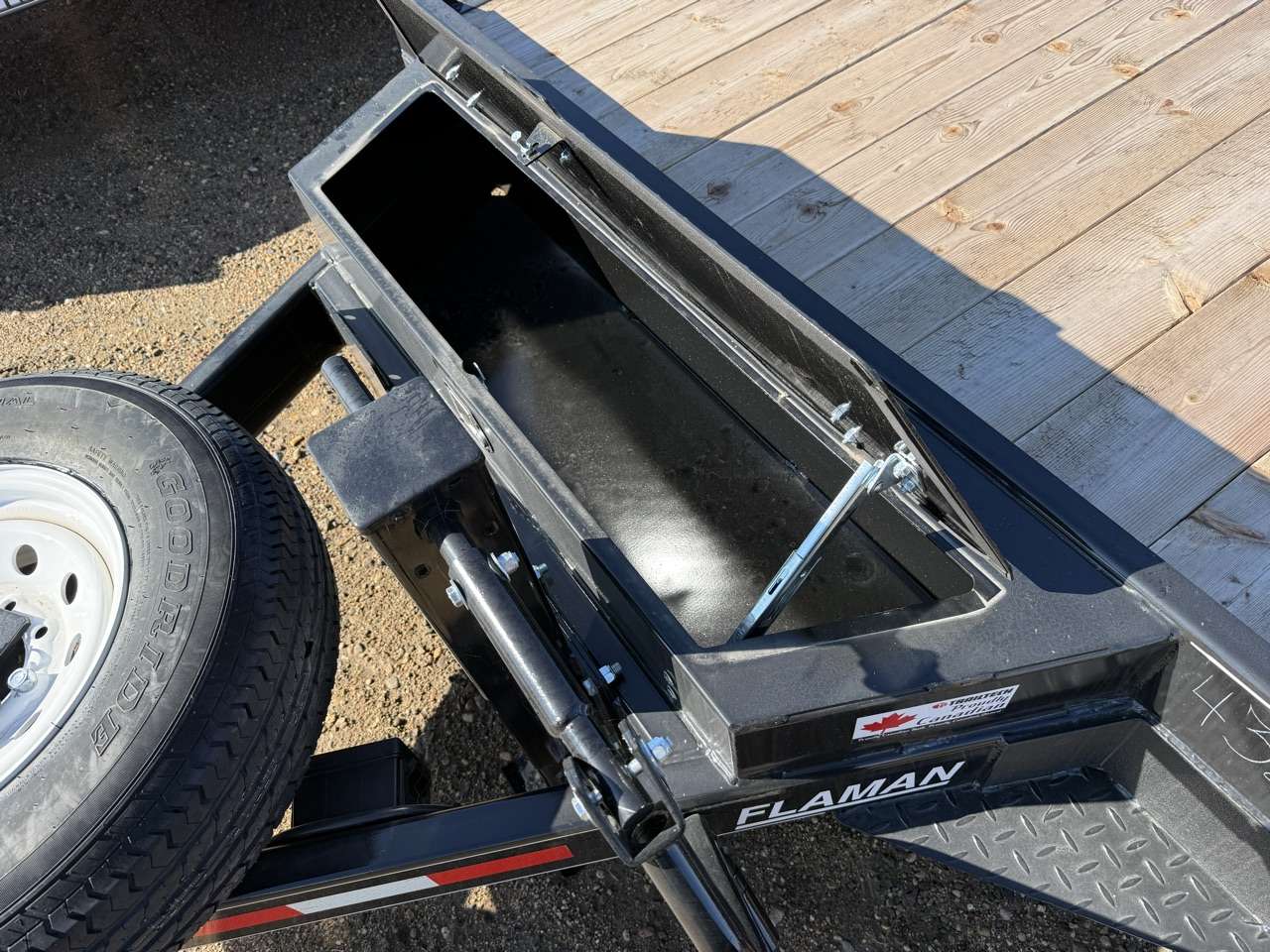 2027 Trailtech 8'6" x 20' Partial Tilt Trailer