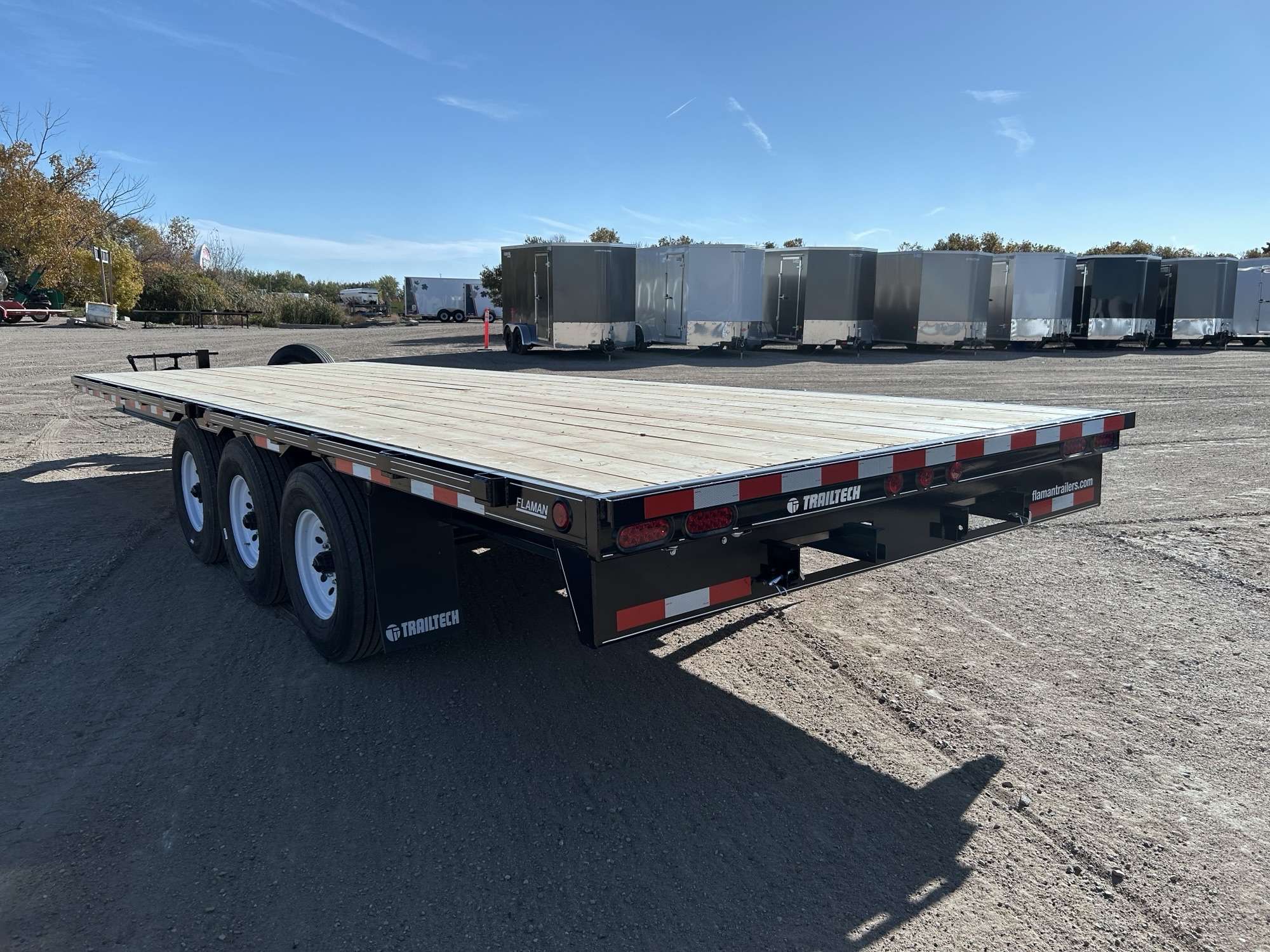 2027 Trailtech 8'6" x 24' Deckover Trailer