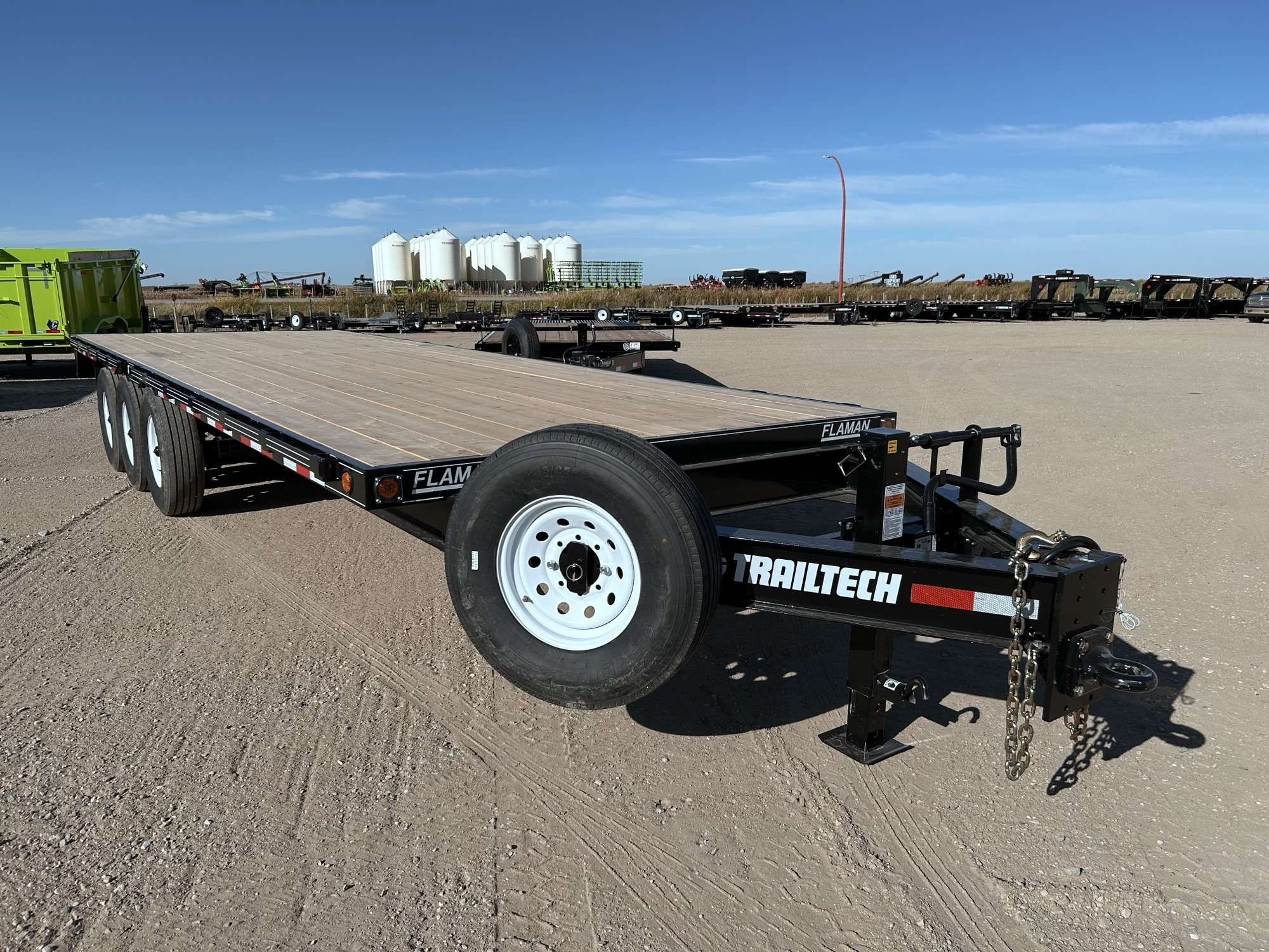 2027 Trailtech 8'6" x 24' Deckover Trailer