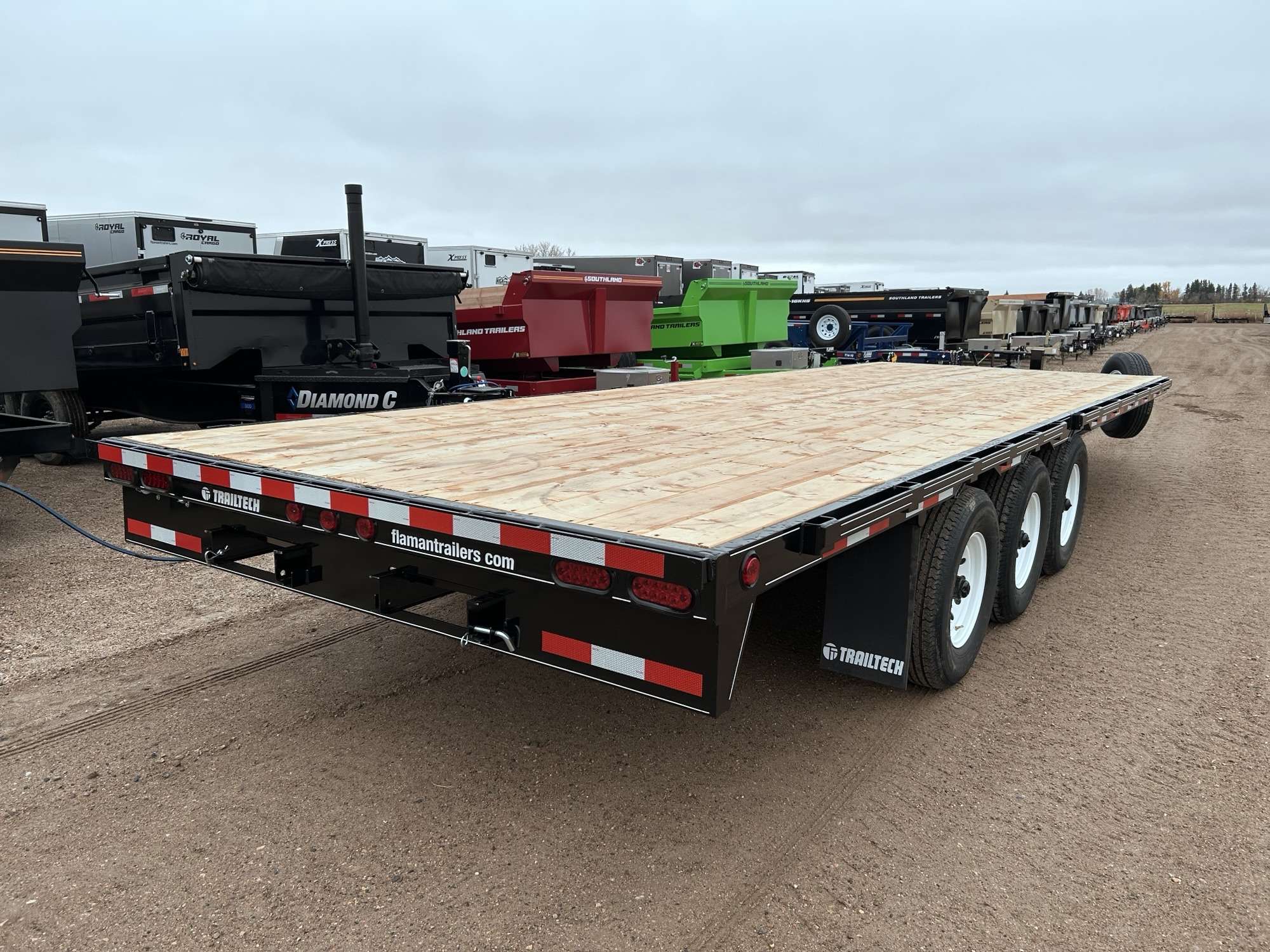 2027 Trailtech 8'6" x 24' Deckover Trailer