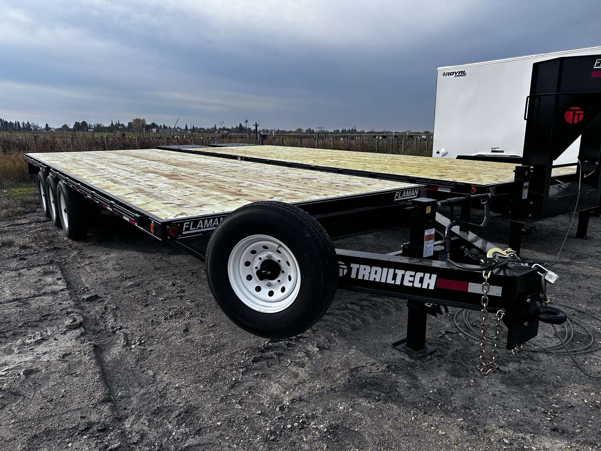 2027 Trailtech 8'6" x 24' Deckover Trailer