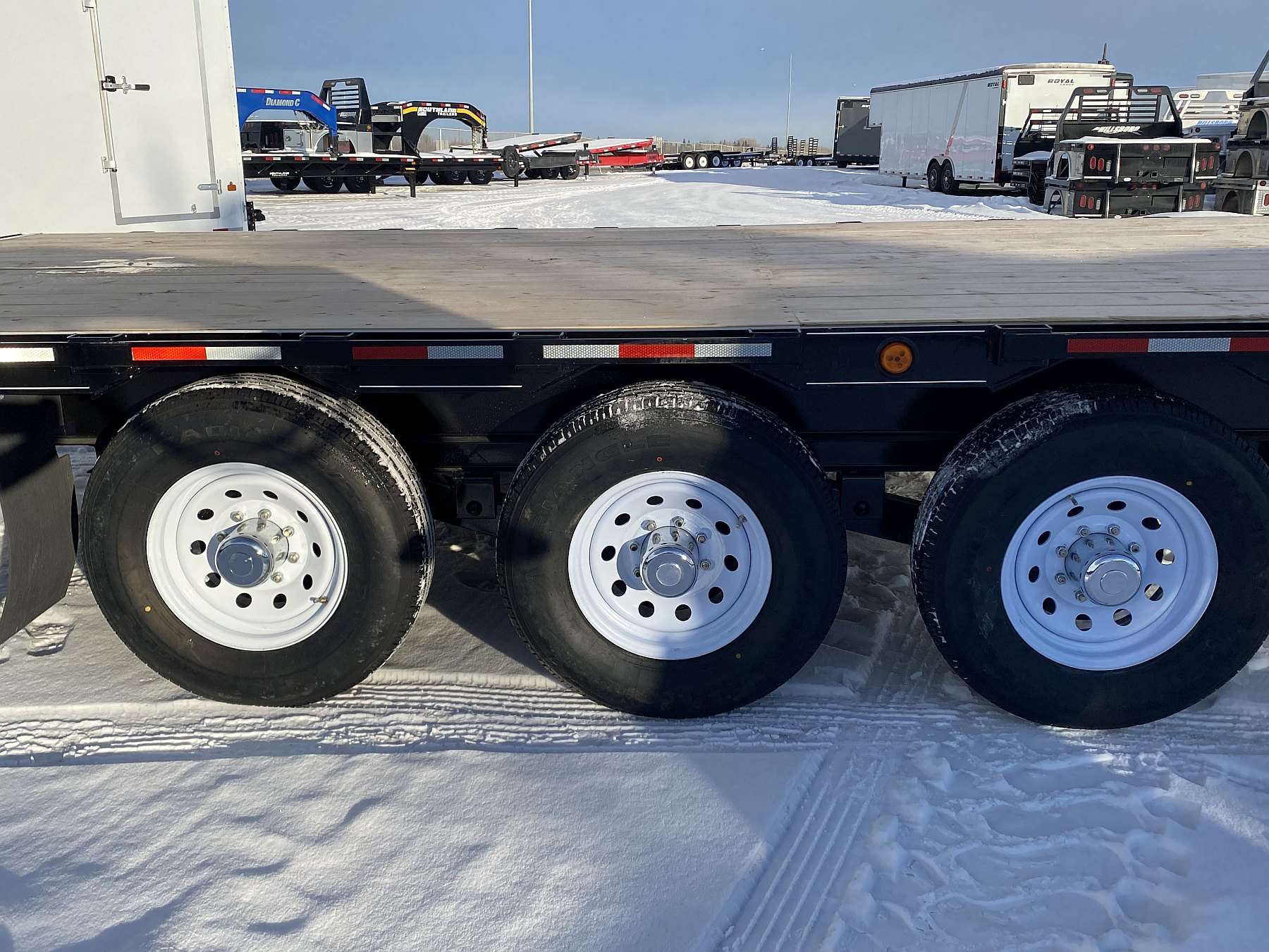 2027 Trailtech Essential Series 24' Tri-Axle Highboy Trailer