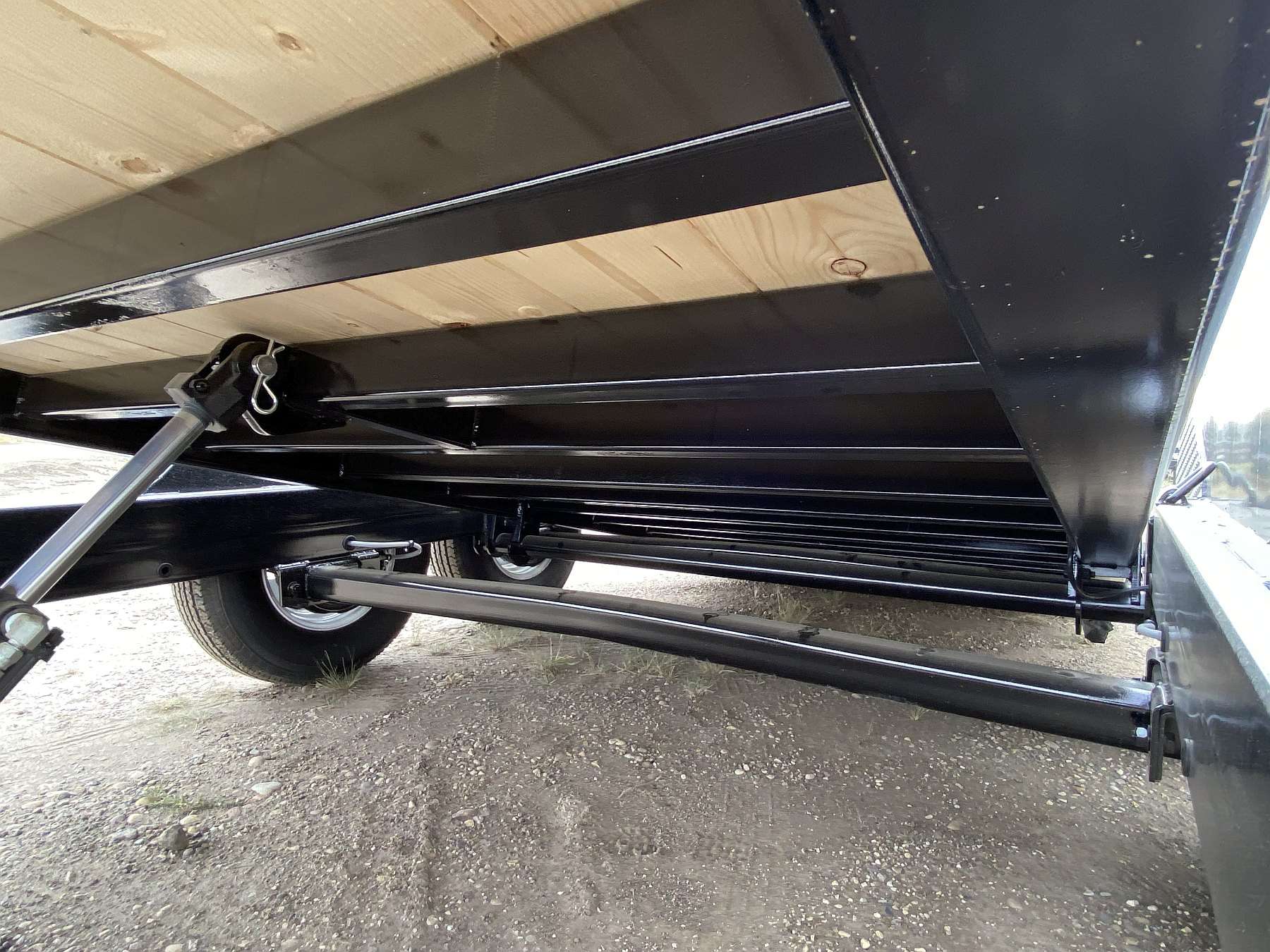 2027 Trailtech L270- 20' Tilt Deck Trailer