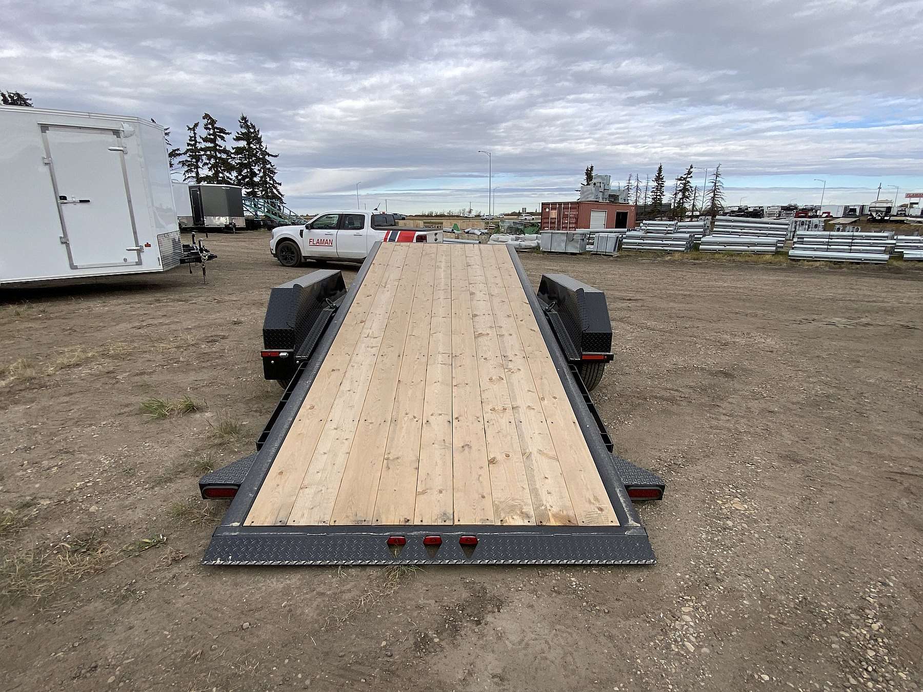 2027 Trailtech L270- 20' Tilt Deck Trailer