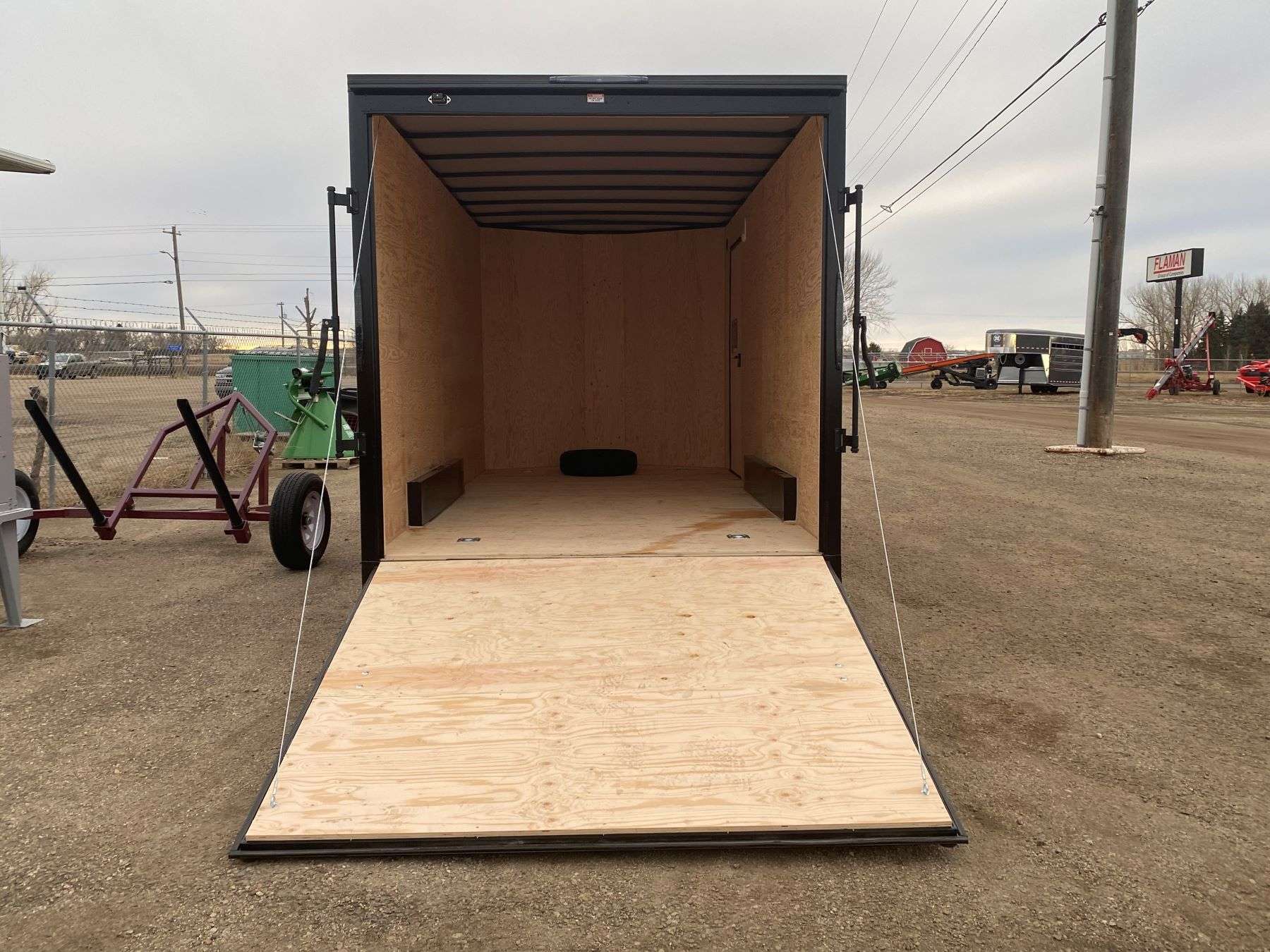 *Blackout Blowout* 2026 Royal 7.5'x18' Enclosed Cargo