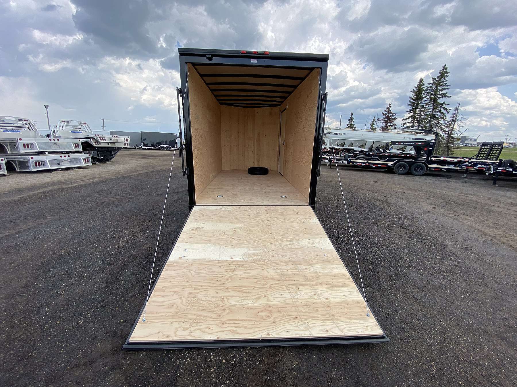 *Blackout Blowout* 2026 Royal 7'x16' Enclosed Cargo Trailer