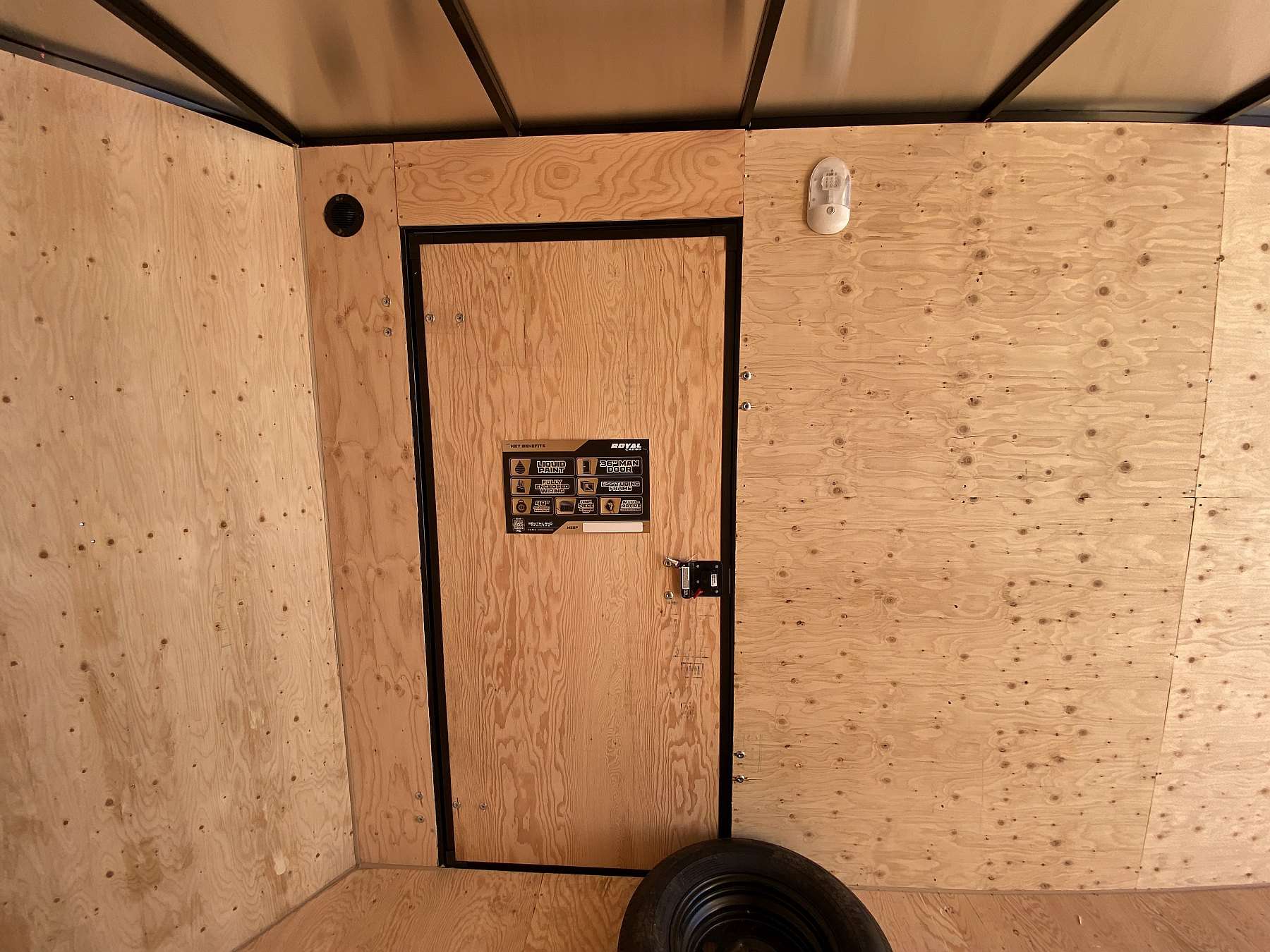 *Blackout Blowout* 2026 Royal 7'x16' Enclosed Cargo Trailer