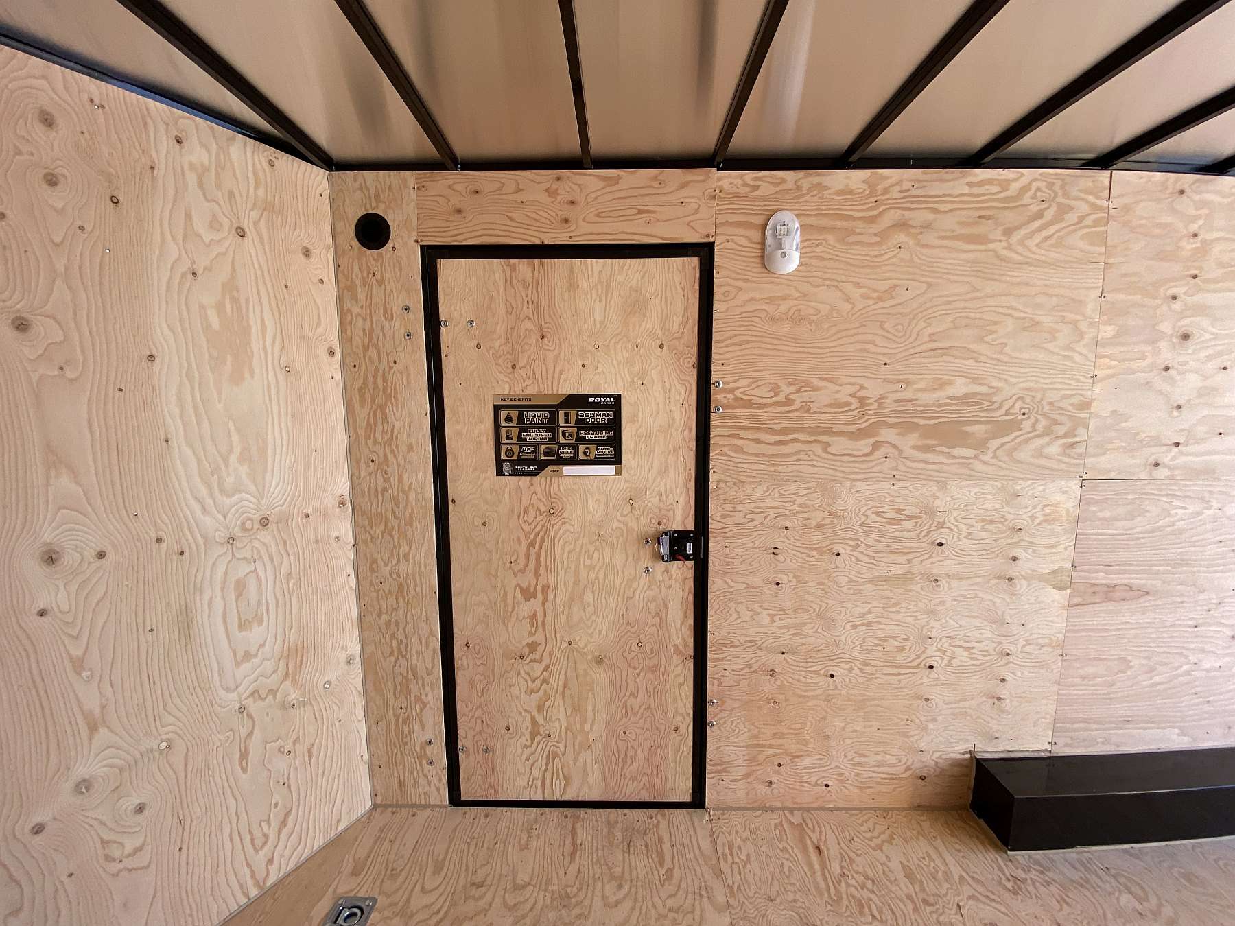 *Blackout Blowout* 2026 Royal 8'x18' Enclosed Cargo Trailer