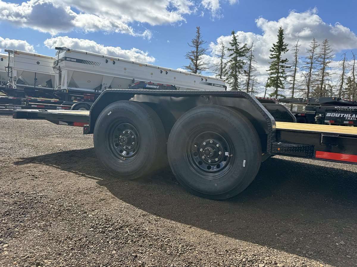 *Clearance* 2025 Diamond C Baseline 22' Tilt Deck Trailer