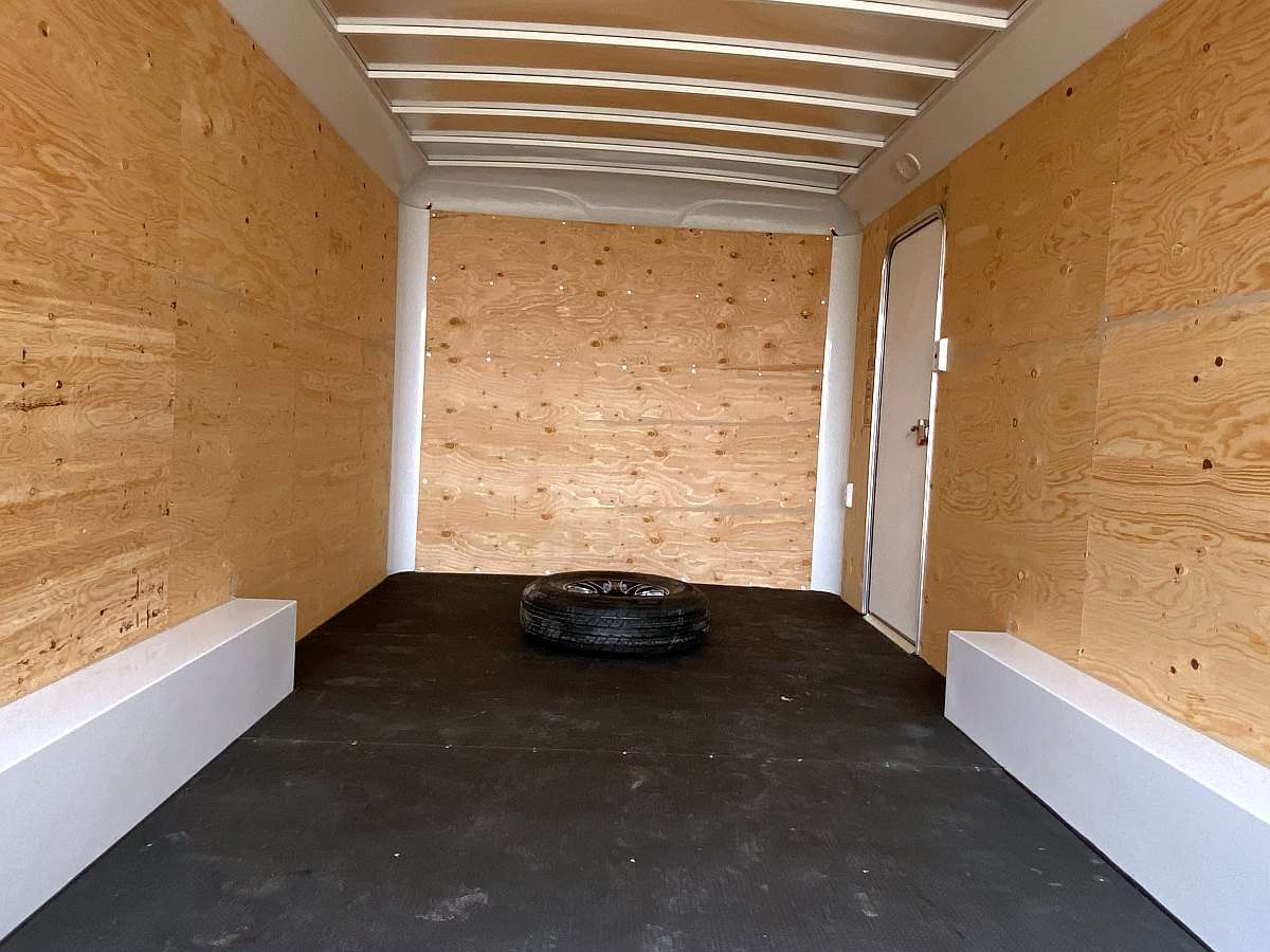 *Clearance* 2025 Royal 8'x16' Commercial Enclosed