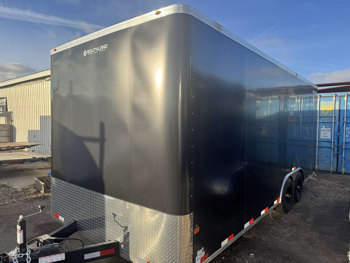 *Coming Soon* 2025 Royal 8'x20' Enclosed Trailer