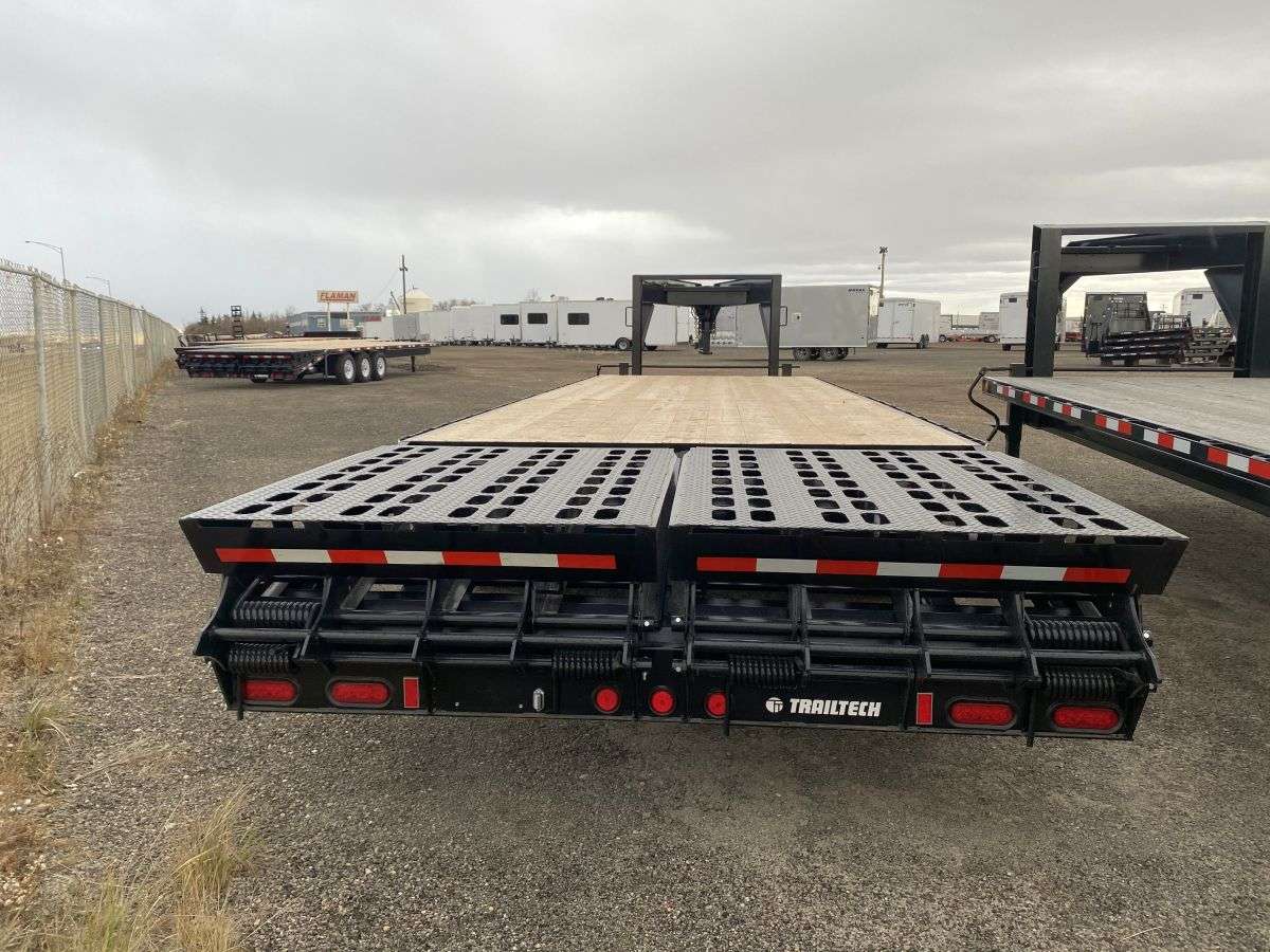 *Coming Soon* 2025 Trailtech H370- 24' Gooseneck Trailer