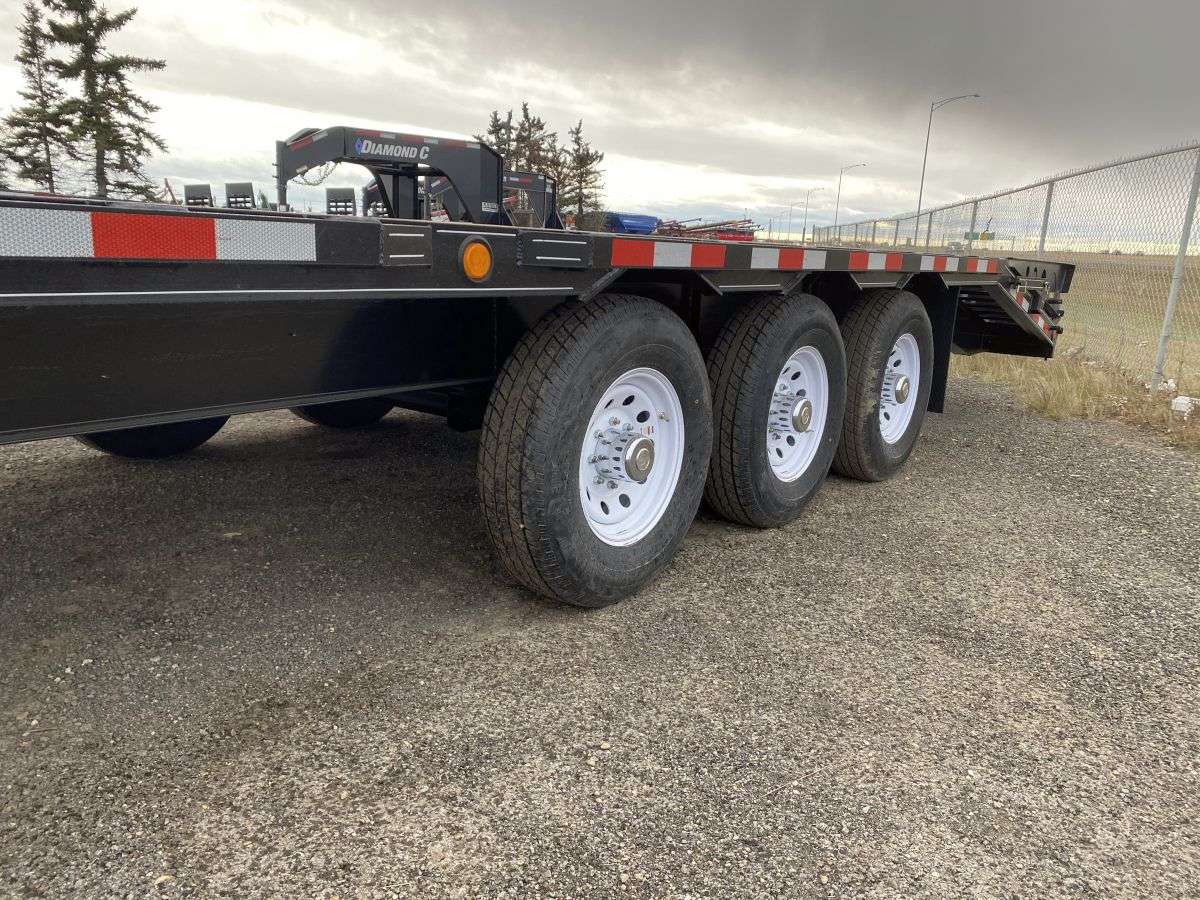 *Coming Soon* 2025 Trailtech H370- 24' Gooseneck Trailer