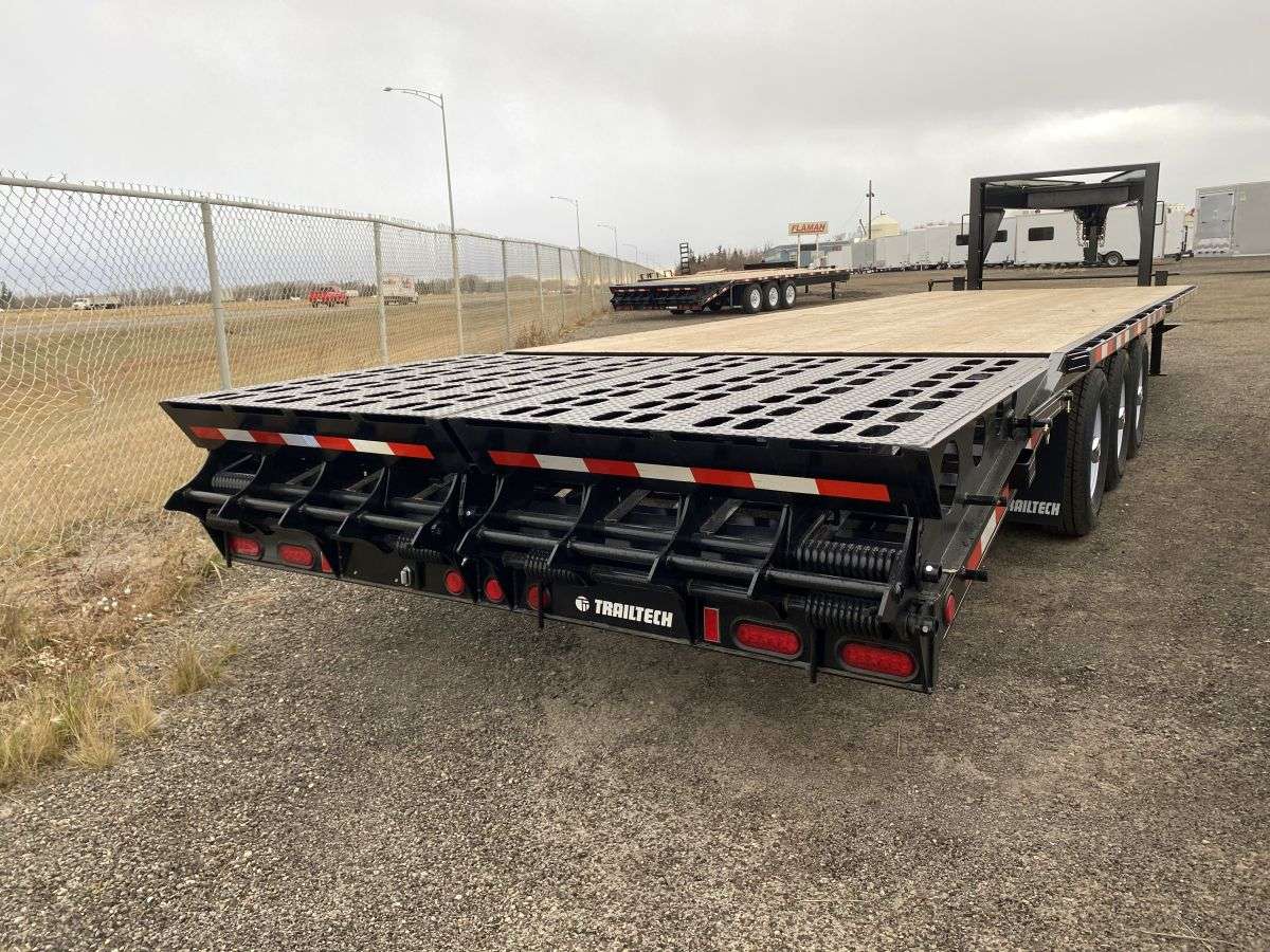 *Coming Soon* 2025 Trailtech H370- 24' Gooseneck Trailer