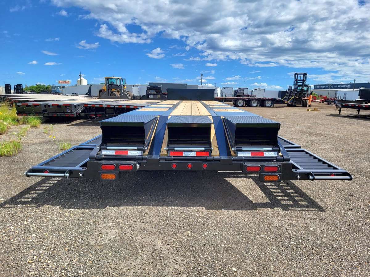 *Coming Soon* 2026 Behnke 53' Semi Style Sprayer Trailer