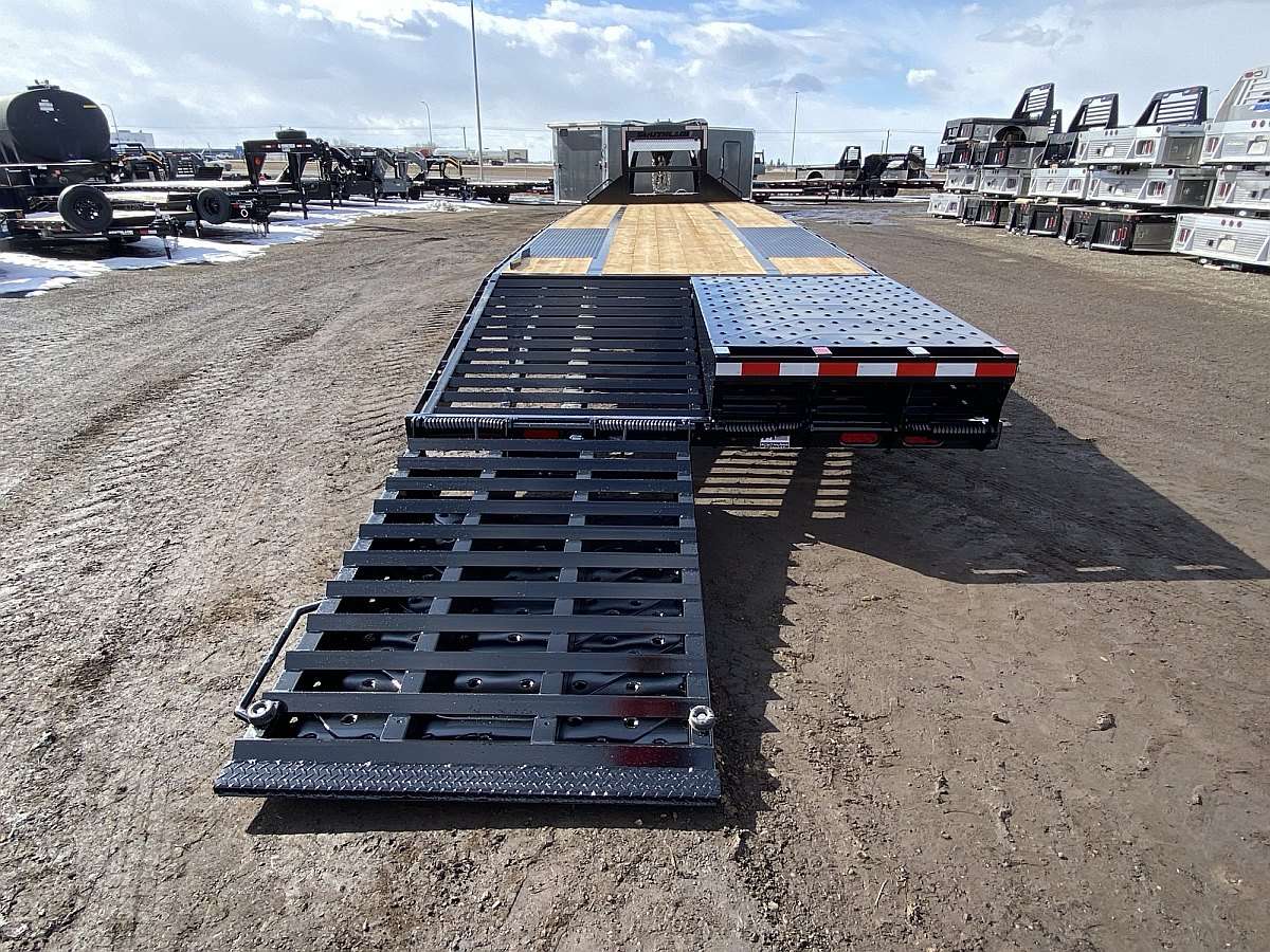 *Coming Soon* 2026 Southland 24' + 6' Gooseneck Trailer